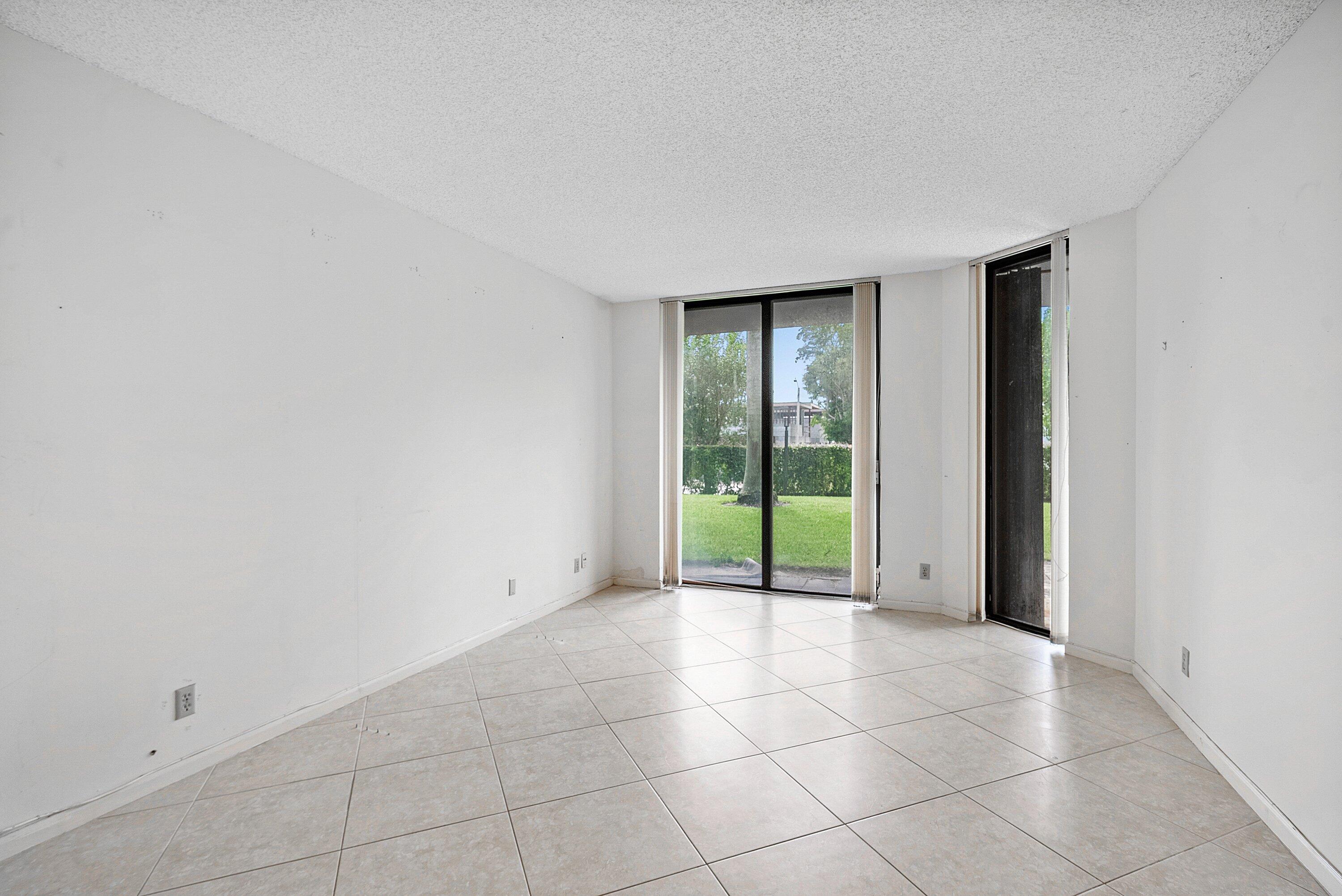 1401 S Ocean Boulevard 1050