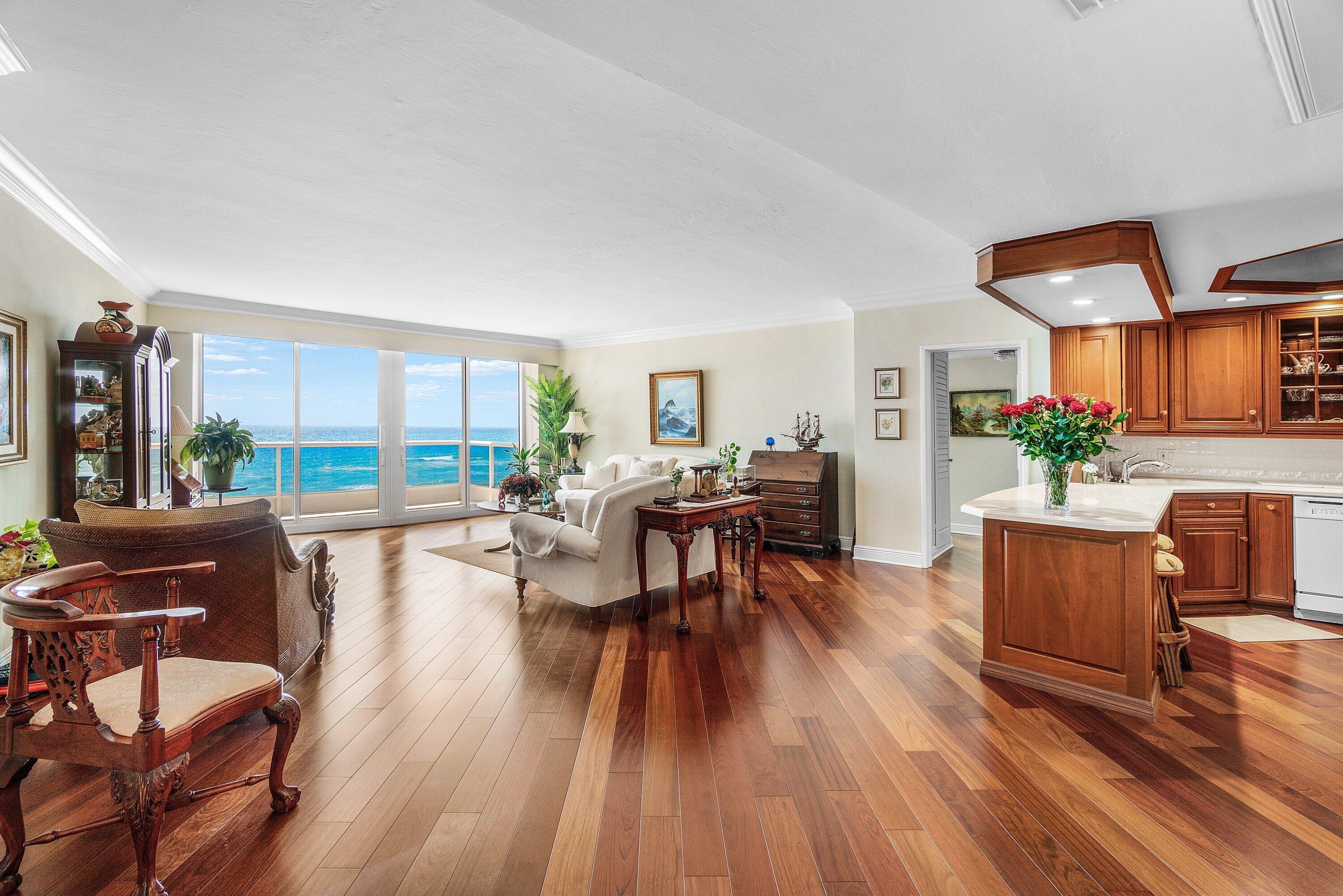 700 S Ocean Boulevard 804