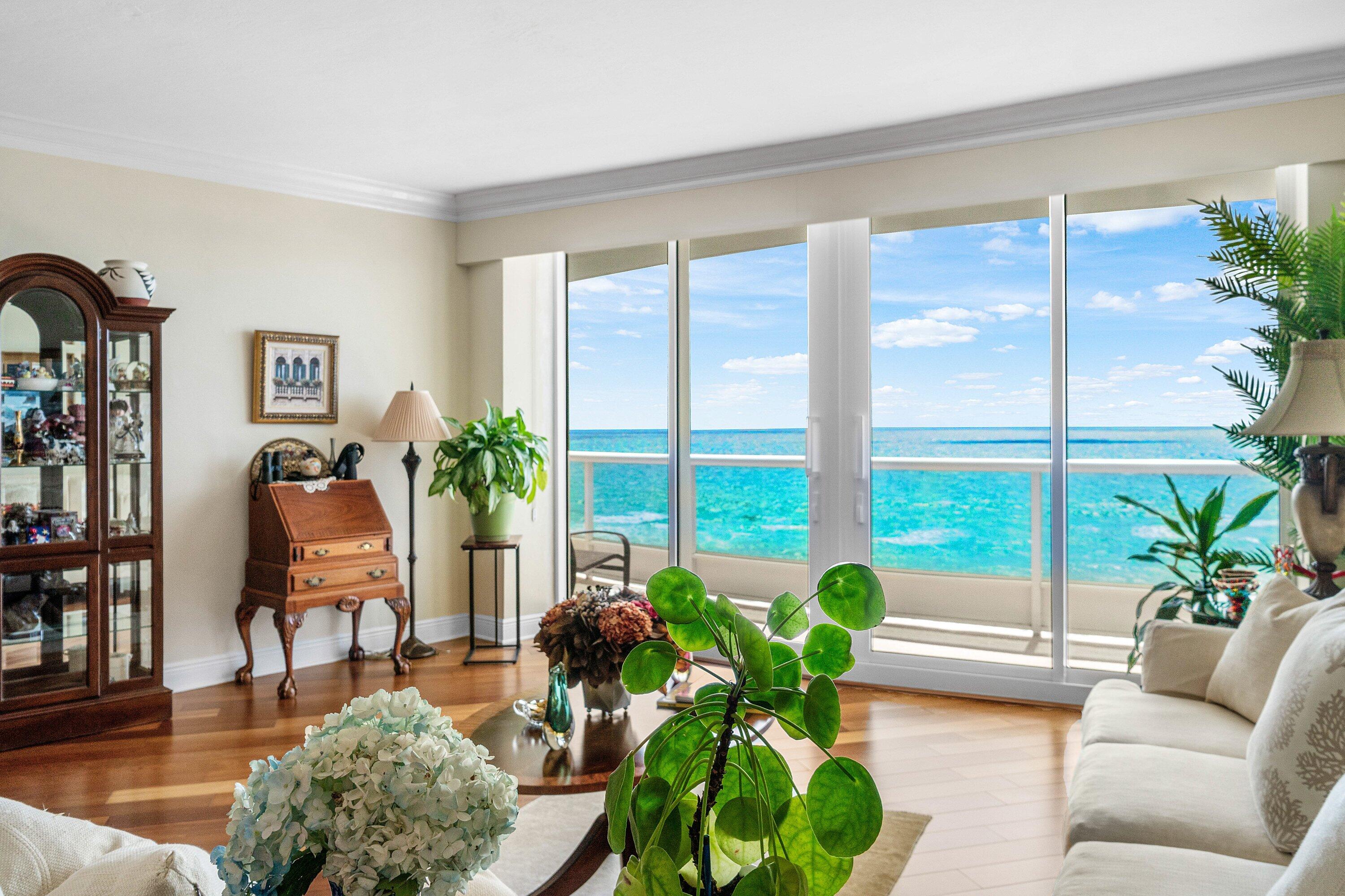 700 S Ocean Boulevard 804