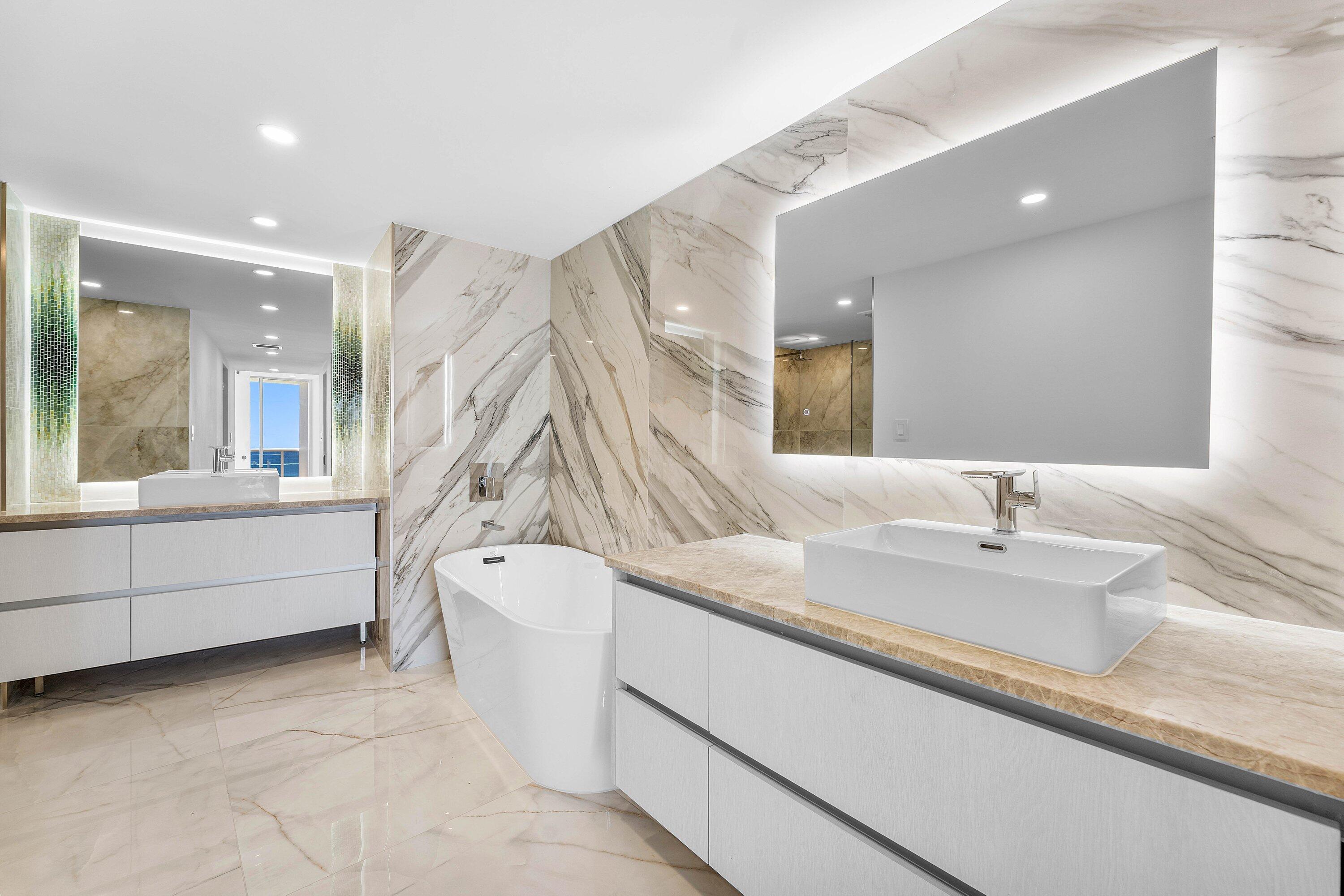 700 S Ocean Boulevard 504