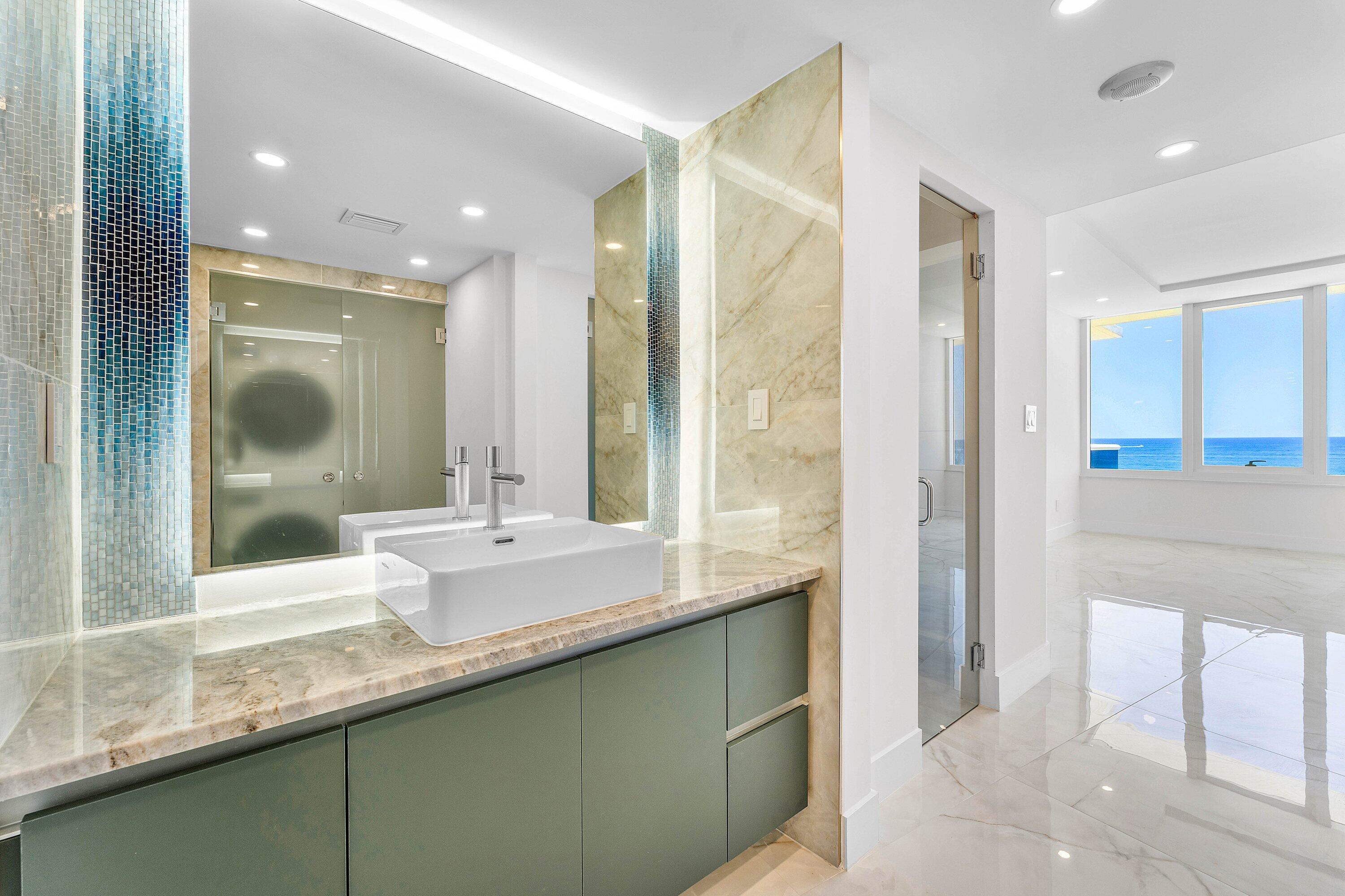 700 S Ocean Boulevard 504
