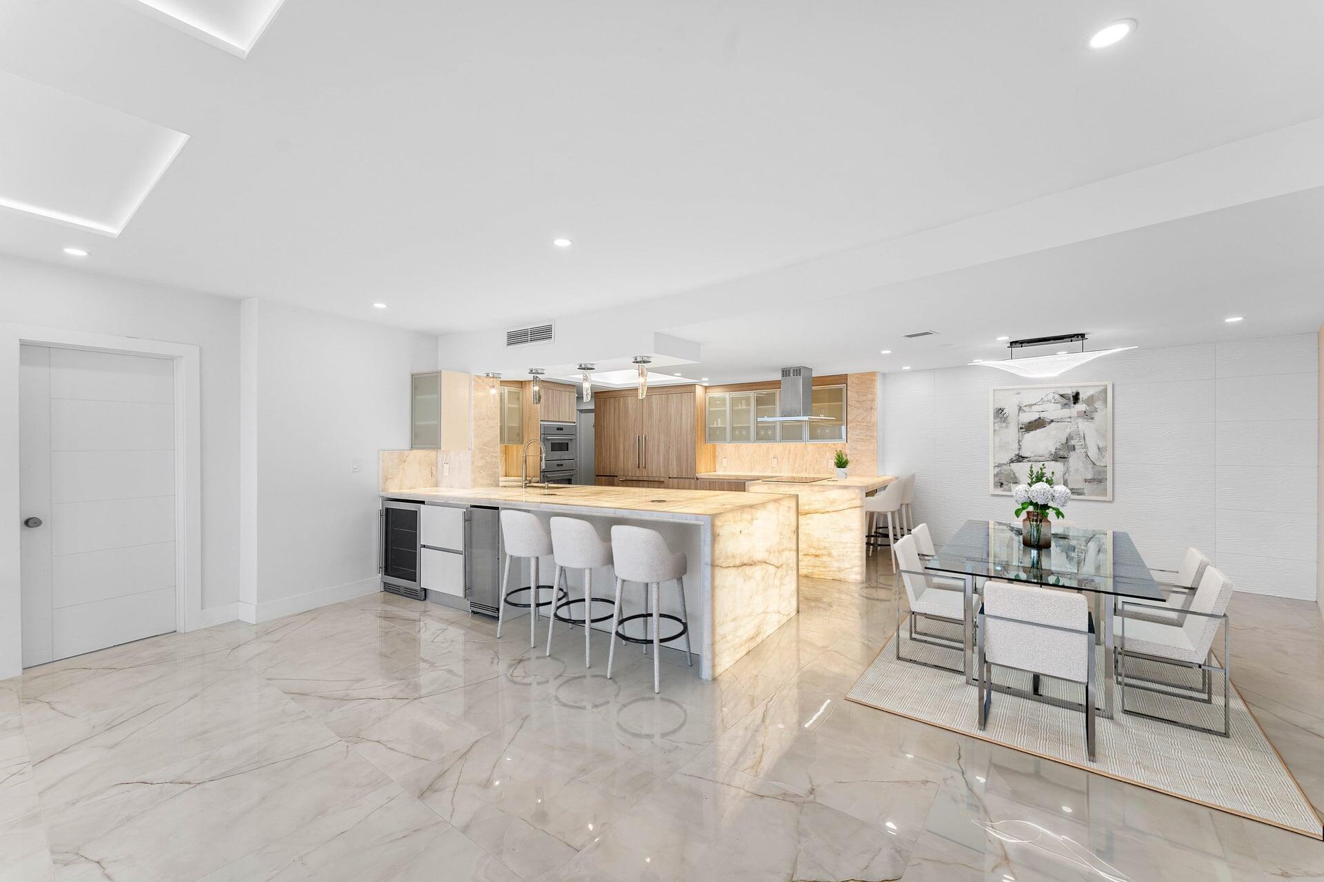 700 S Ocean Boulevard 504