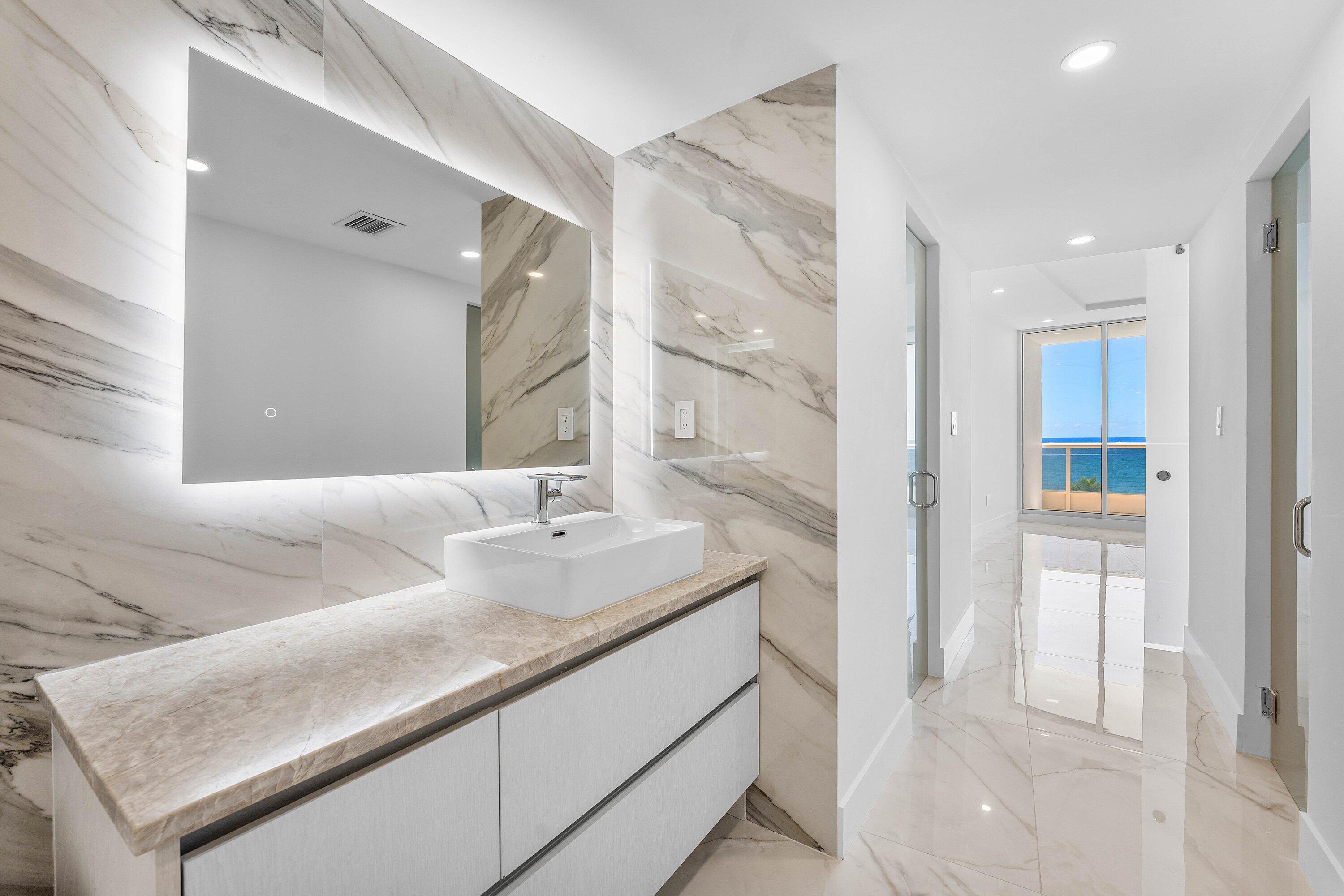 700 S Ocean Boulevard 504