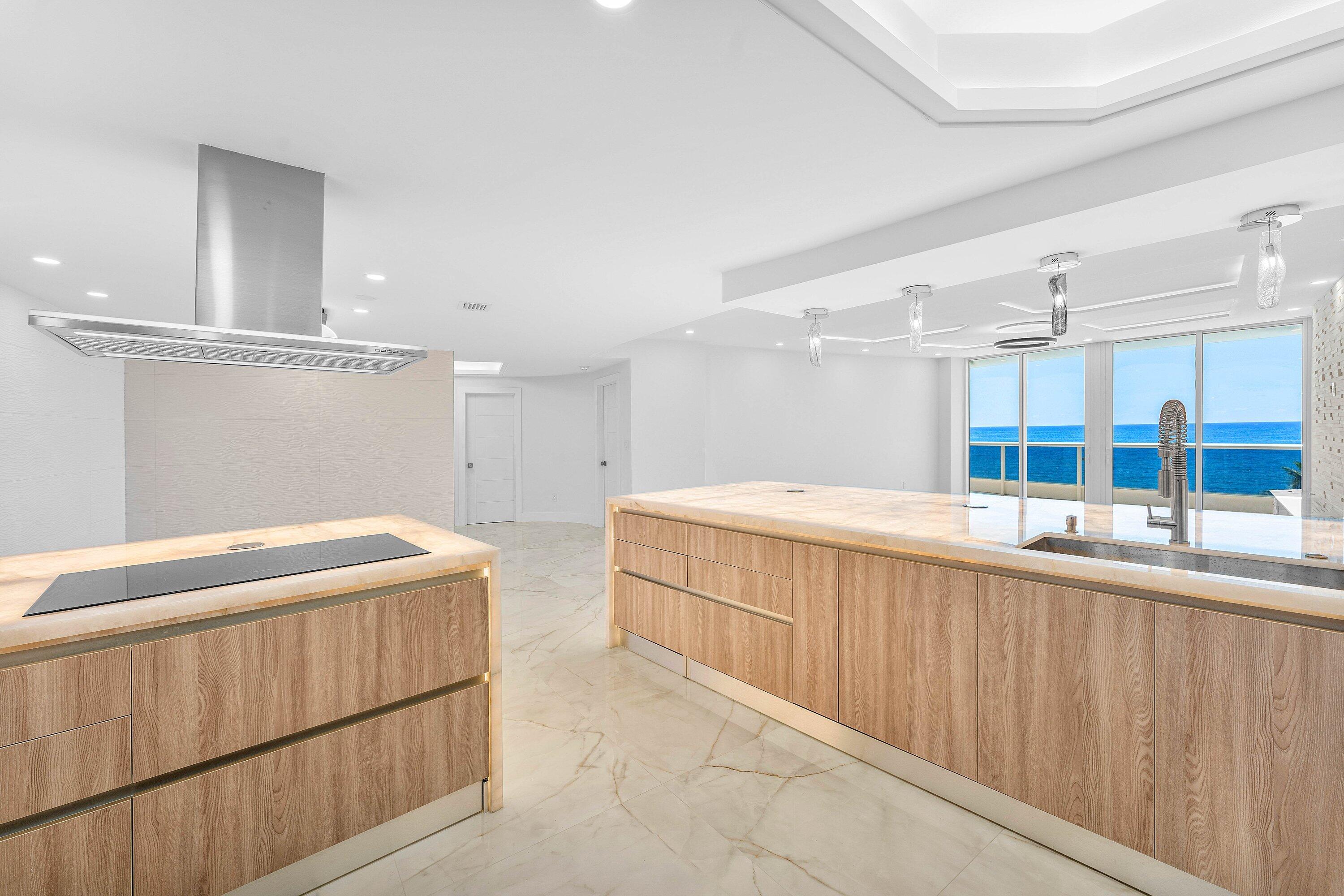 700 S Ocean Boulevard 504