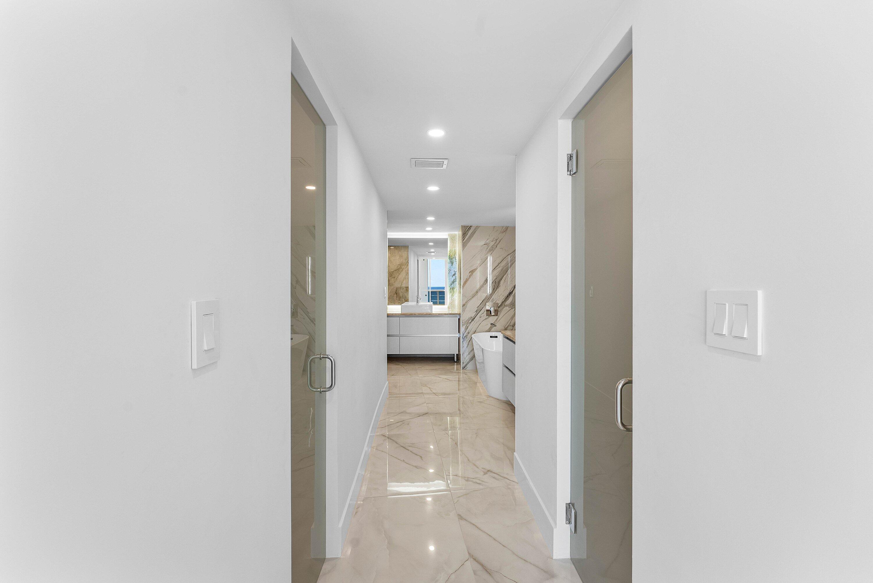 700 S Ocean Boulevard 504
