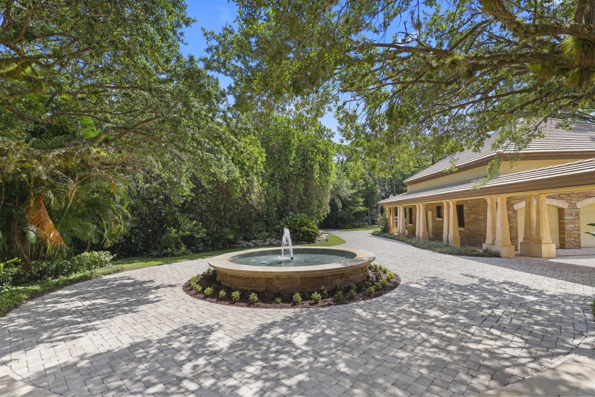 6001 Le Lac Road