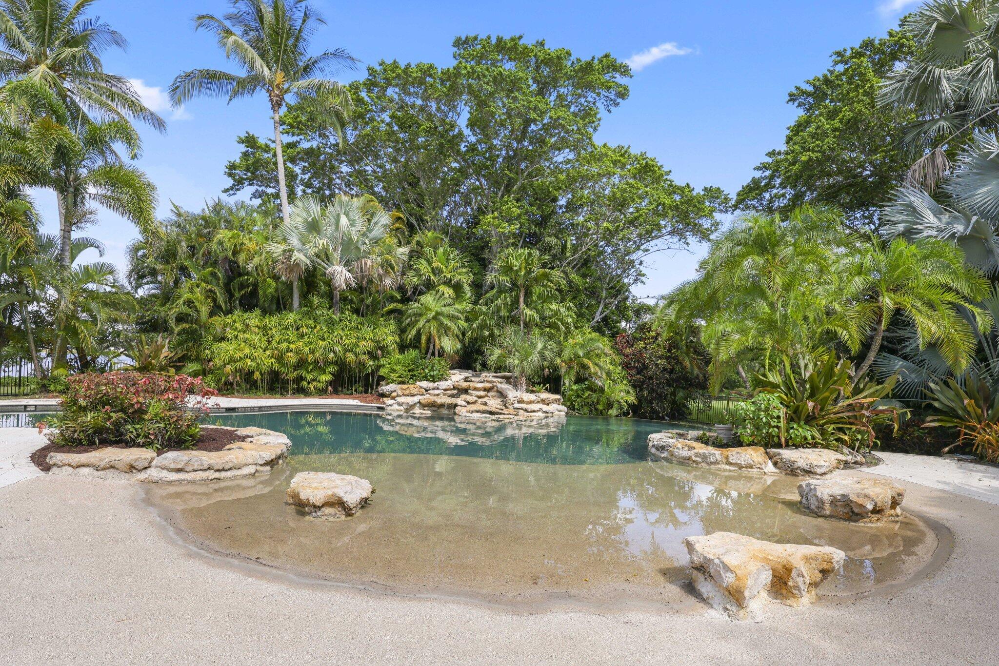6001 Le Lac Road
