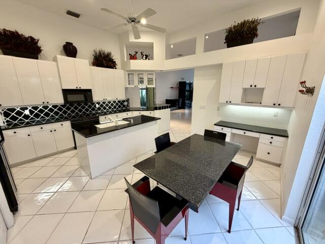 16131 Villa Vizcaya Place