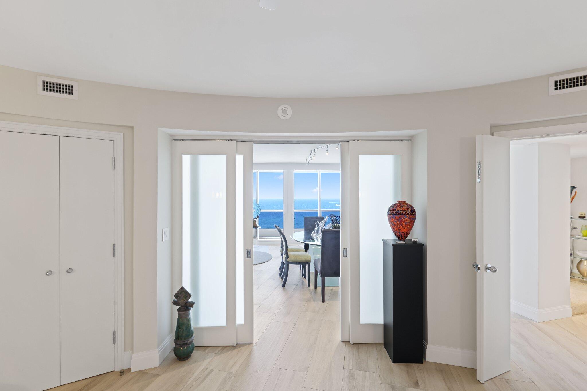 700 S Ocean Boulevard 1103-1104
