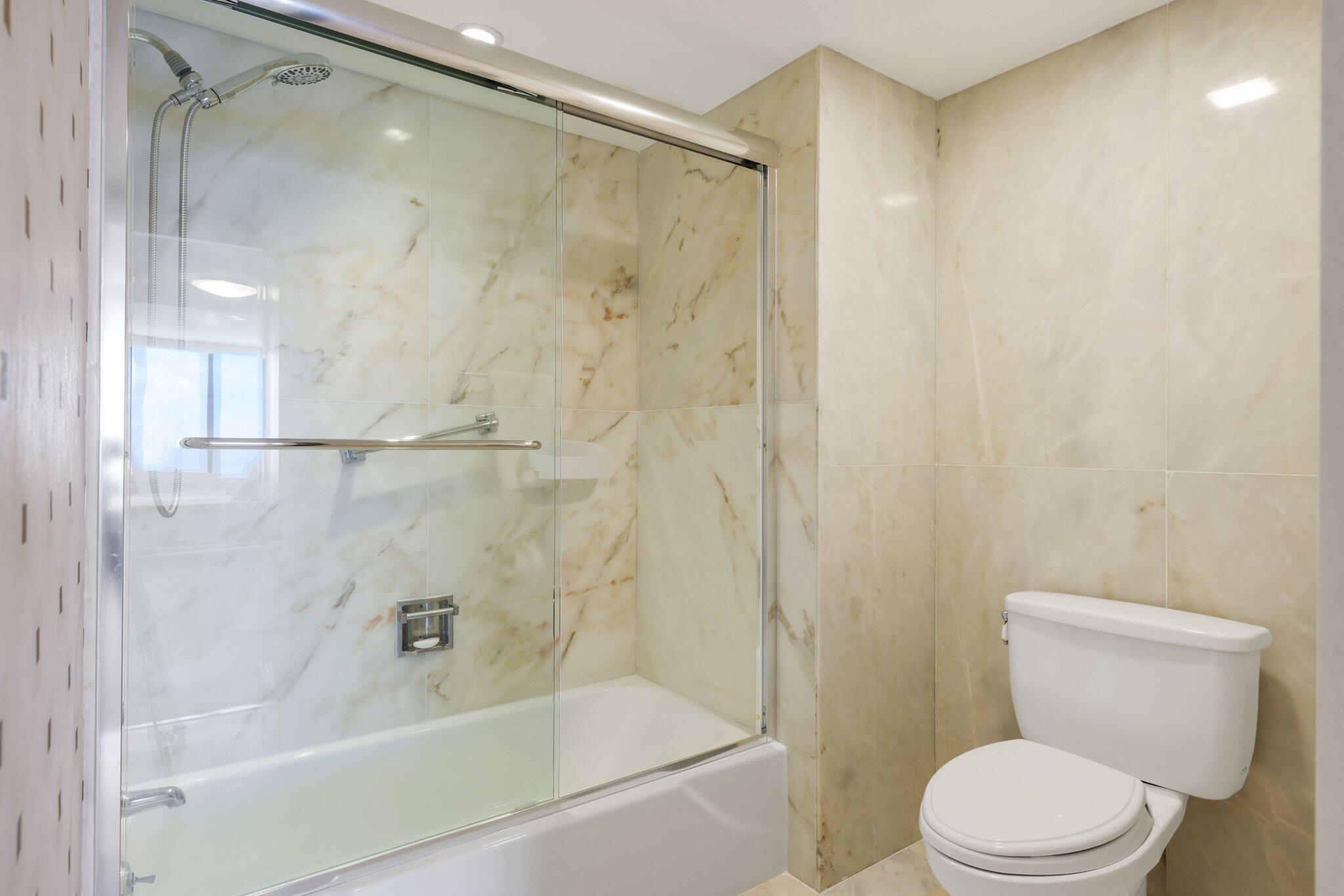 700 S Ocean Boulevard 1103-1104