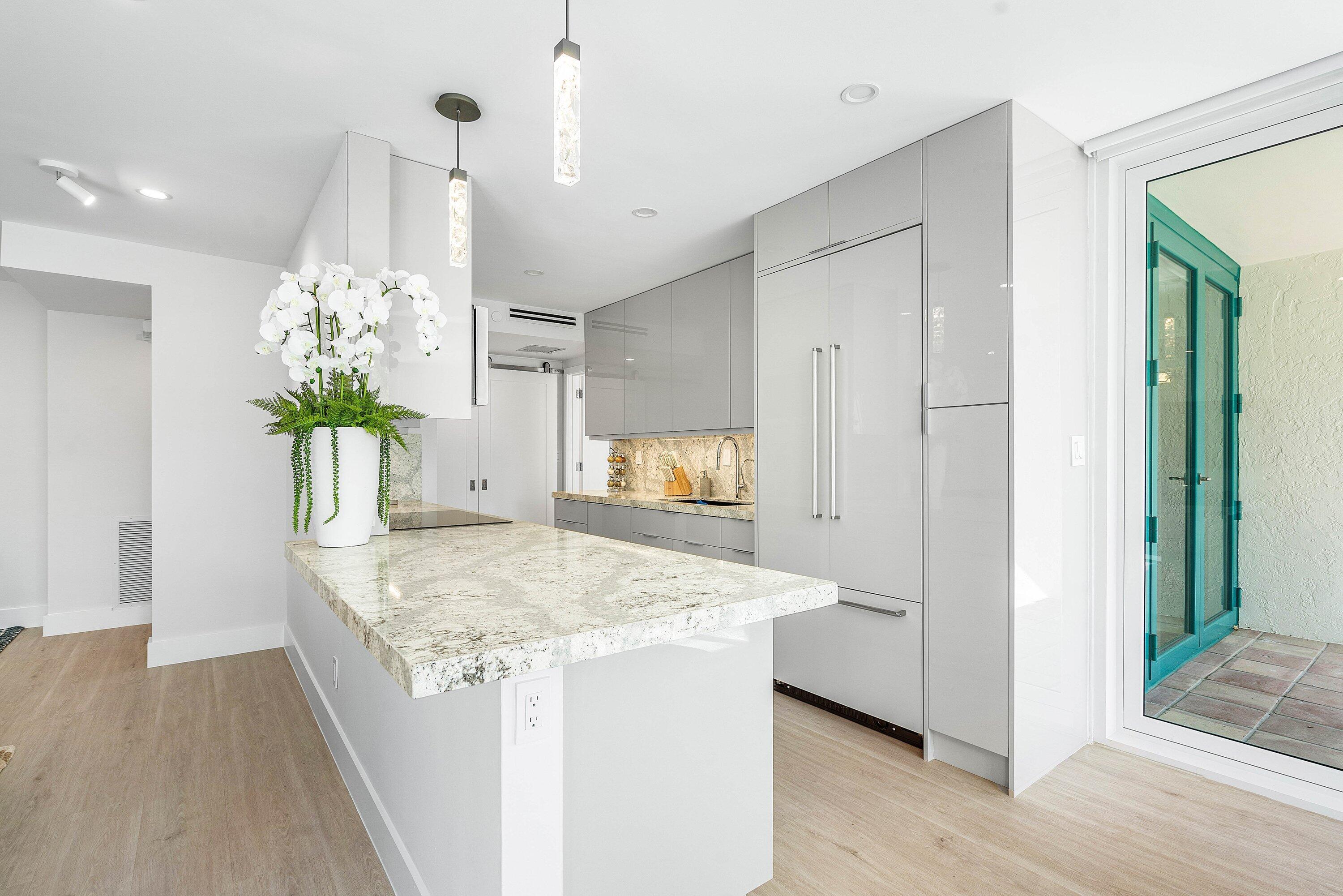 120 SE 5th Avenue 319