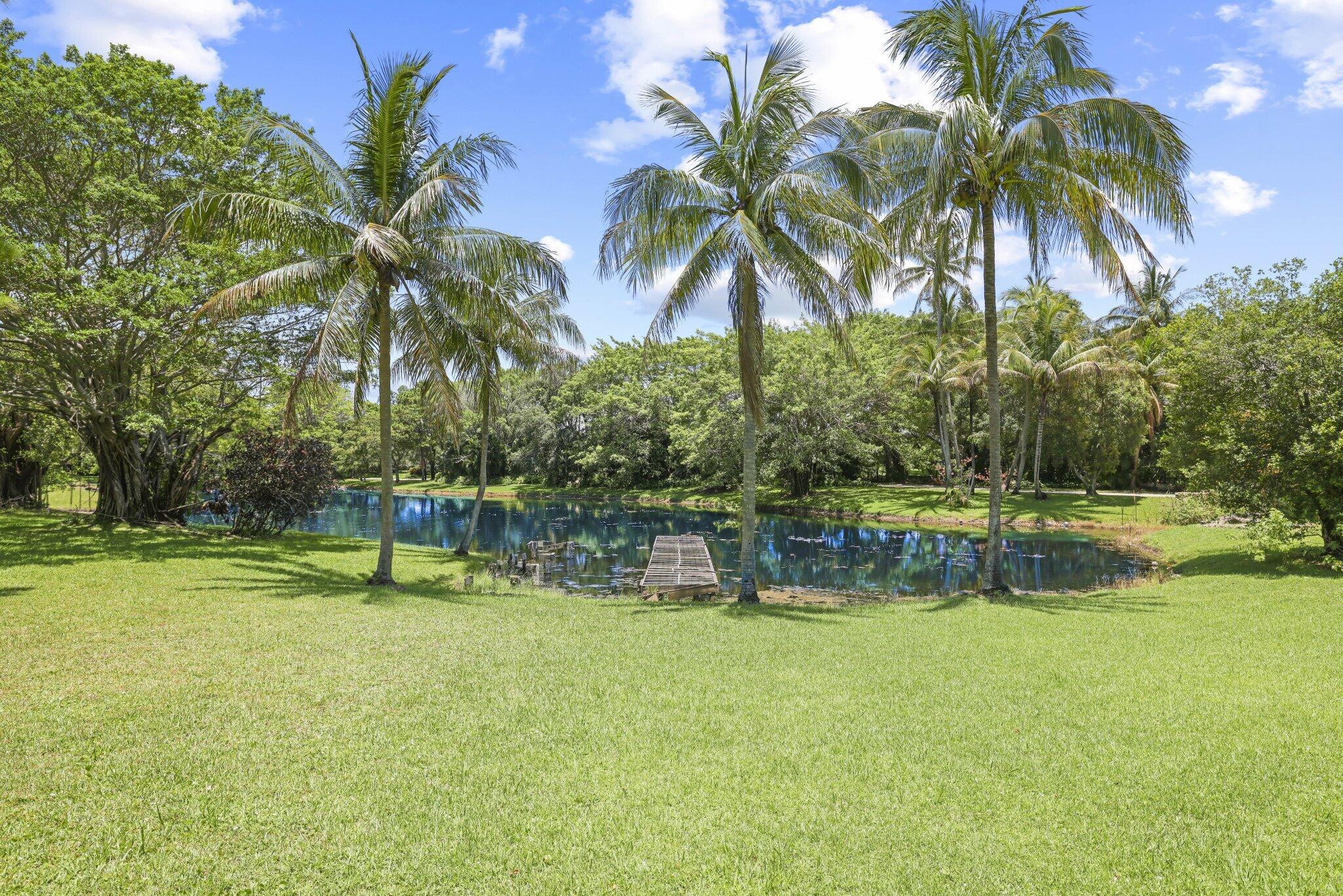 6001 Le Lac Road