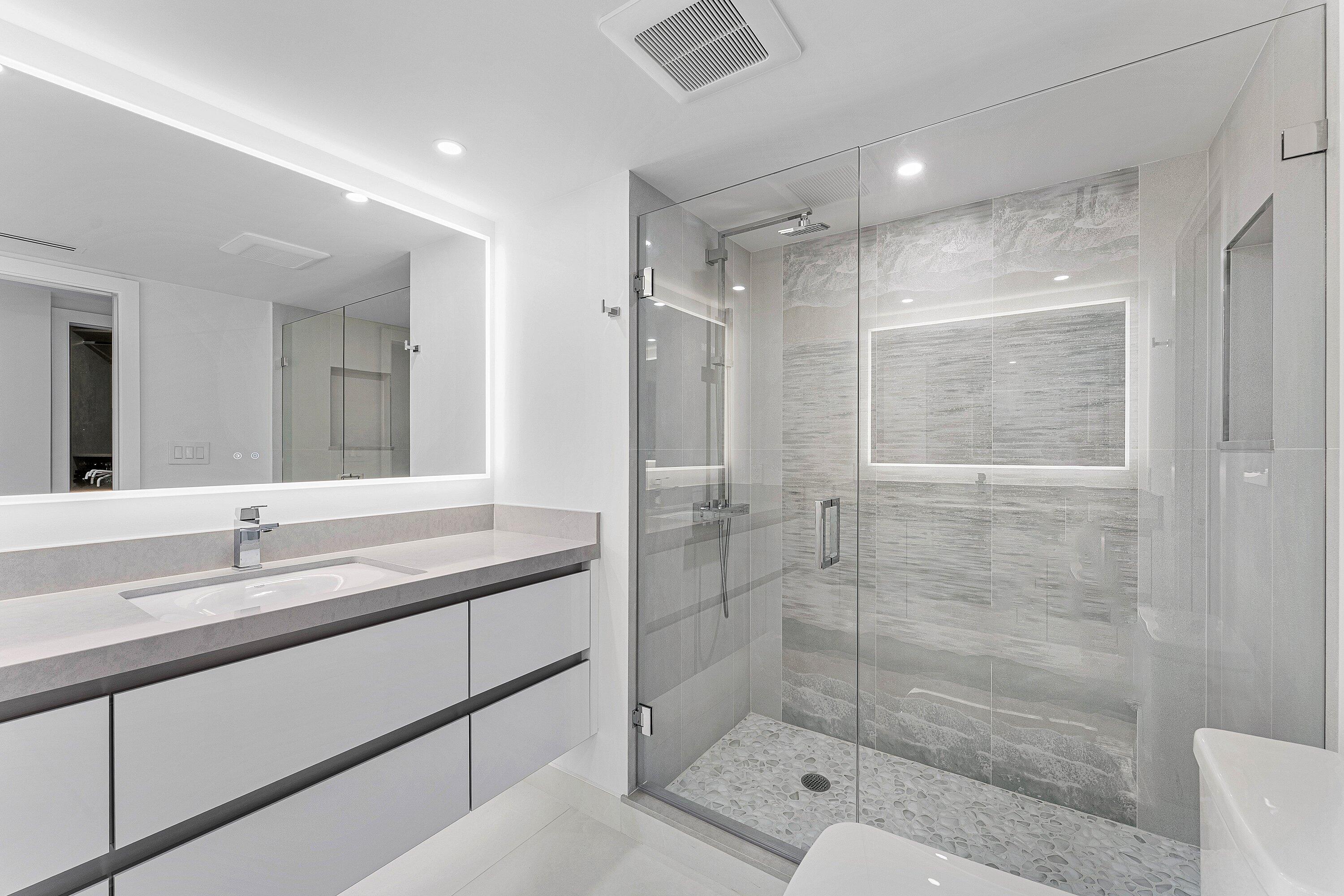 550 S Ocean Boulevard S 906