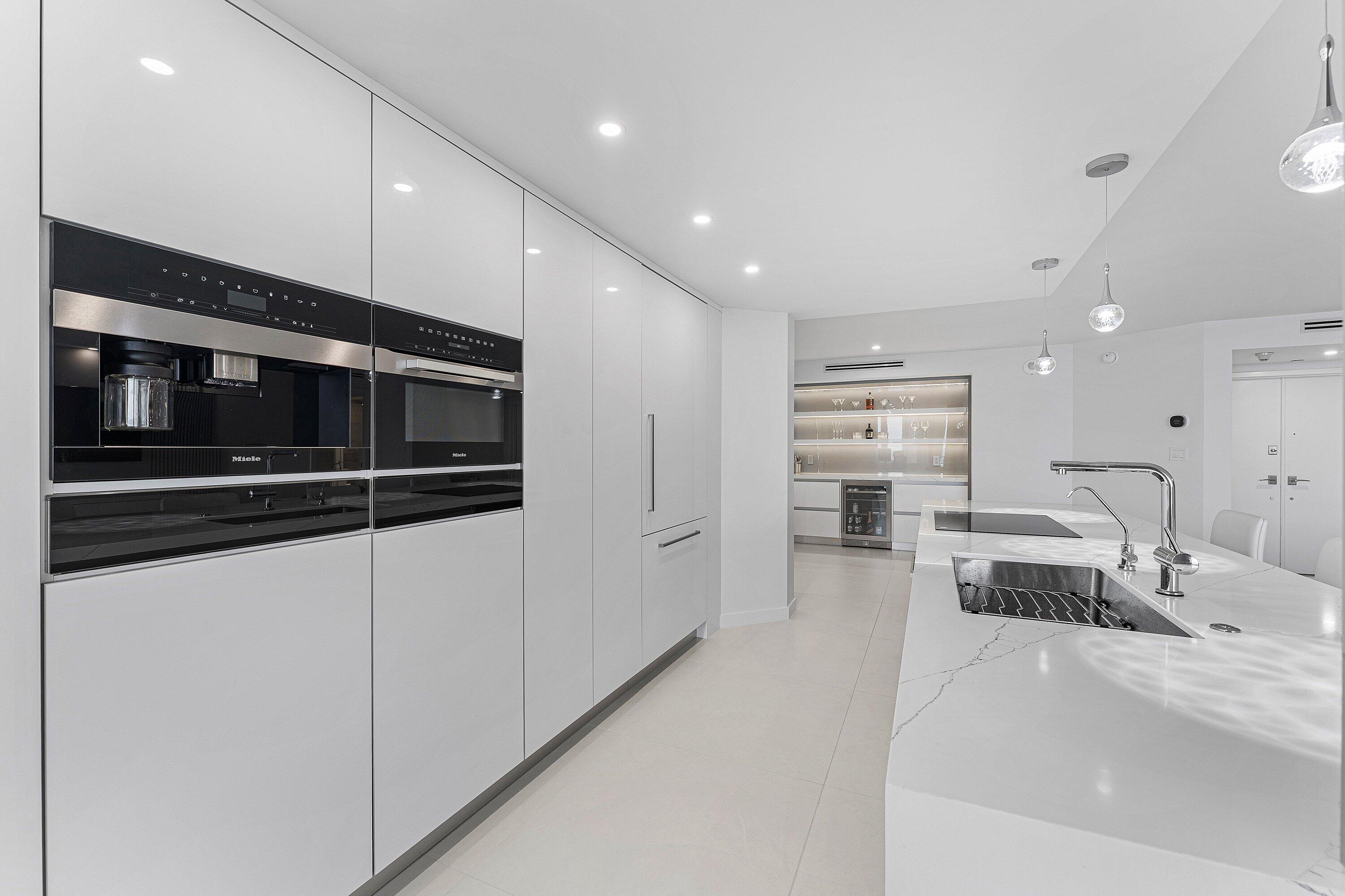 550 S Ocean Boulevard S 906