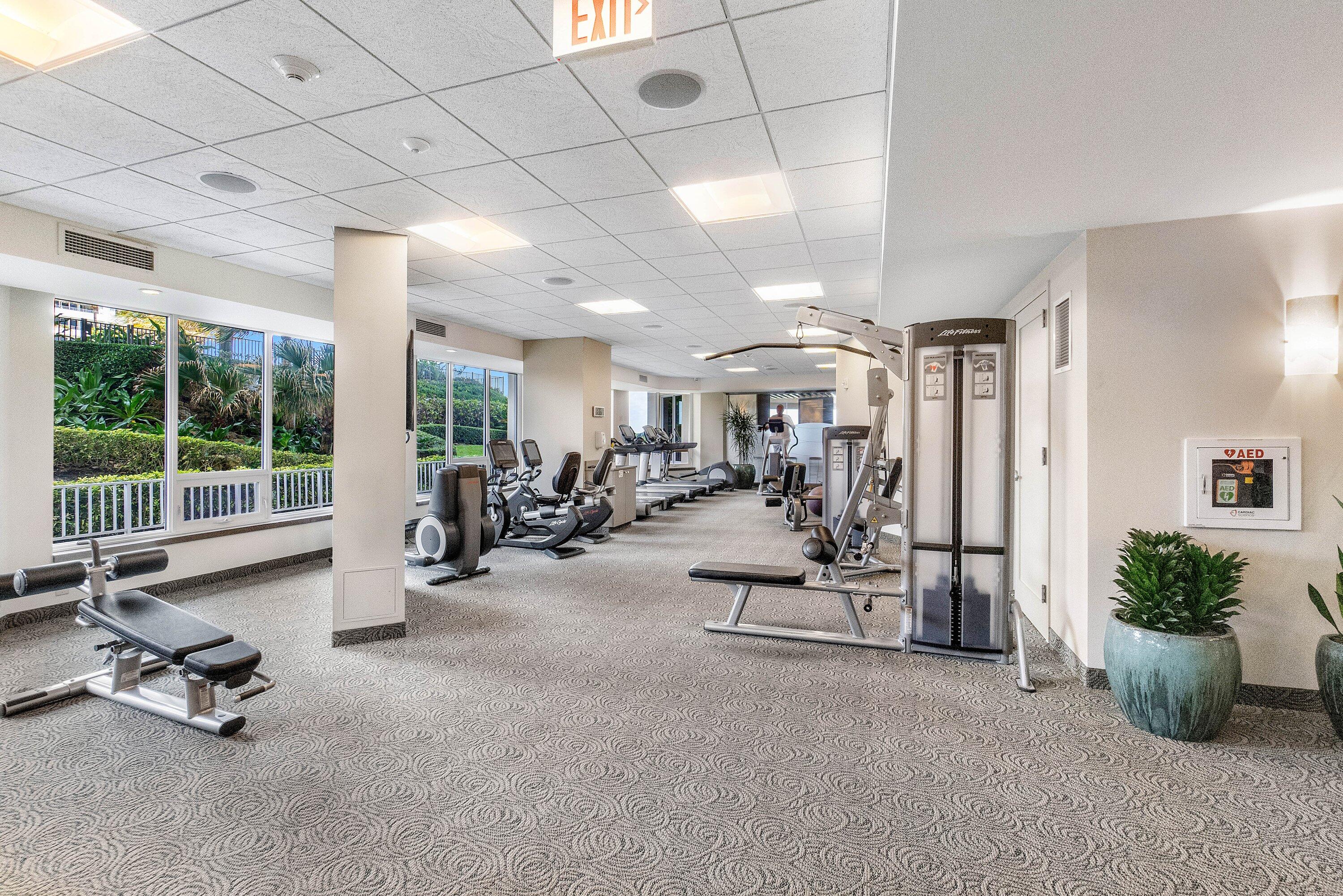 550 S Ocean Boulevard S 906