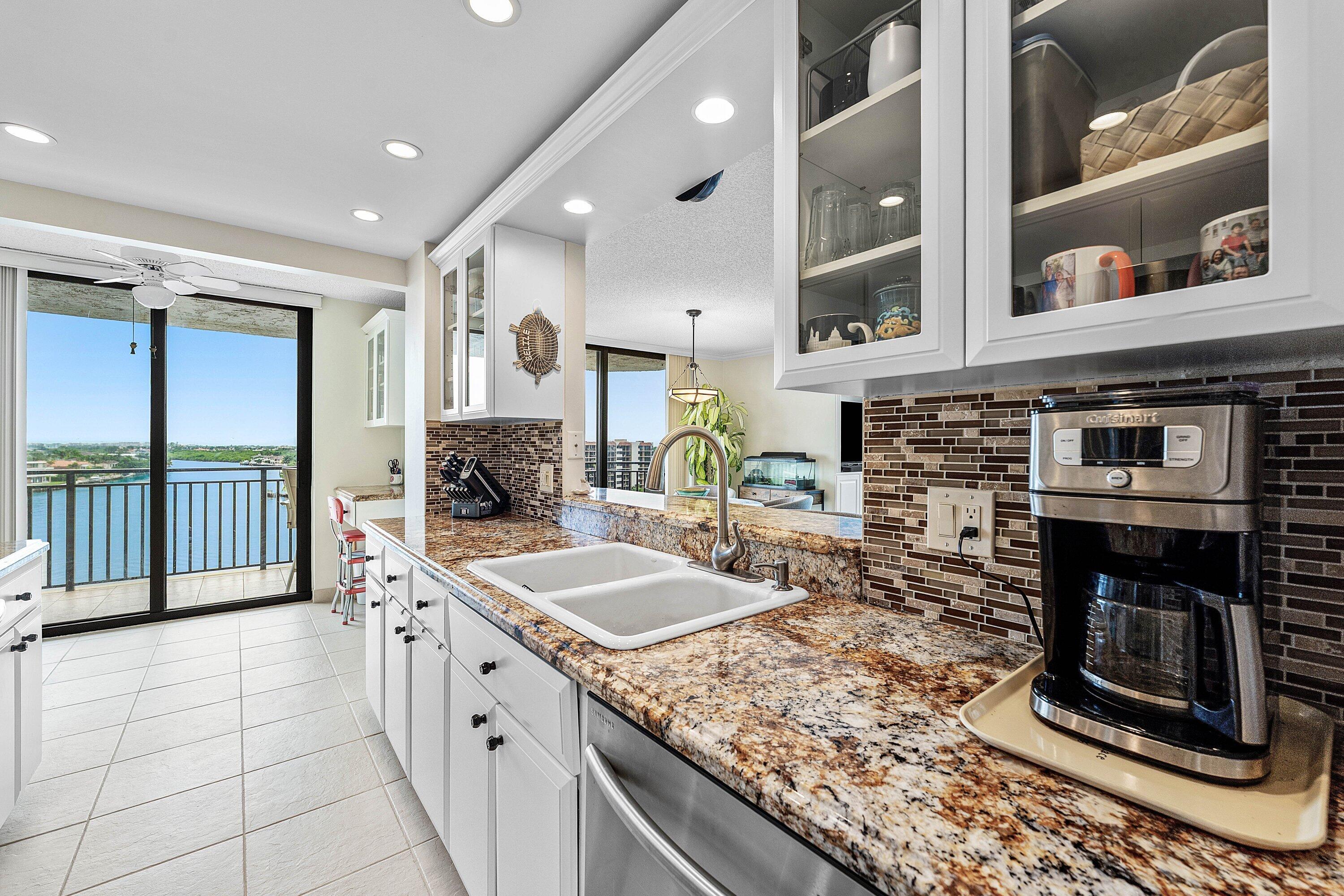 3912 S Ocean Boulevard 809