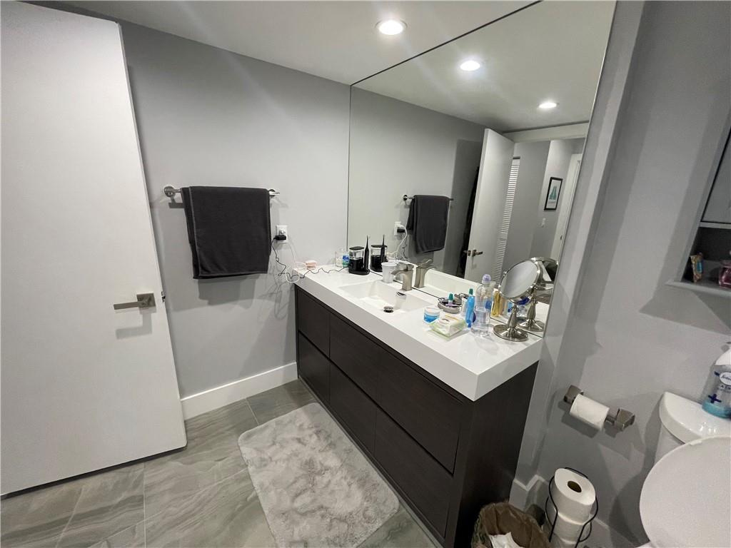 14 Westgate Ln Unit: F