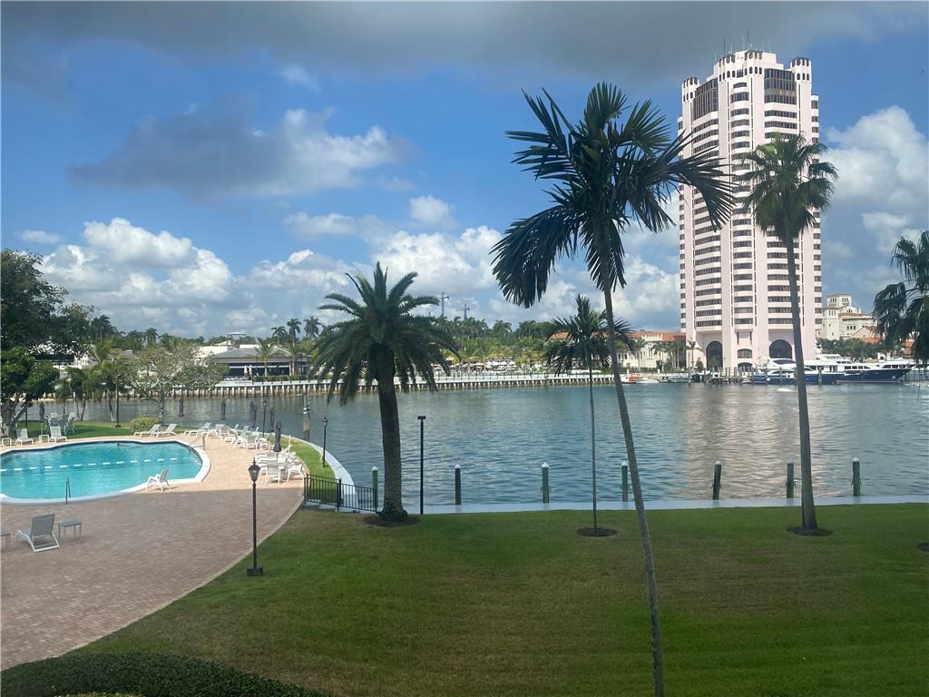 701 E Camino Real Unit: 12J