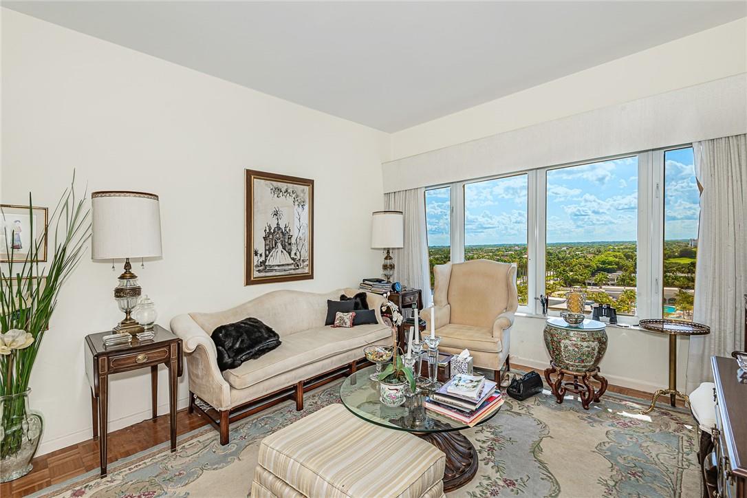 701 E Camino Real Unit: 12J