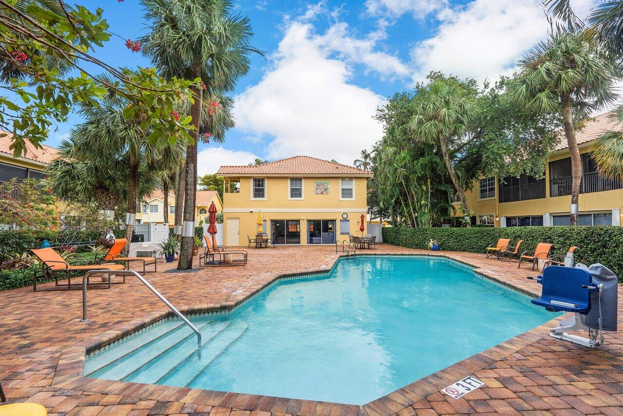 2121 S Ocean Boulevard Unit: 403
