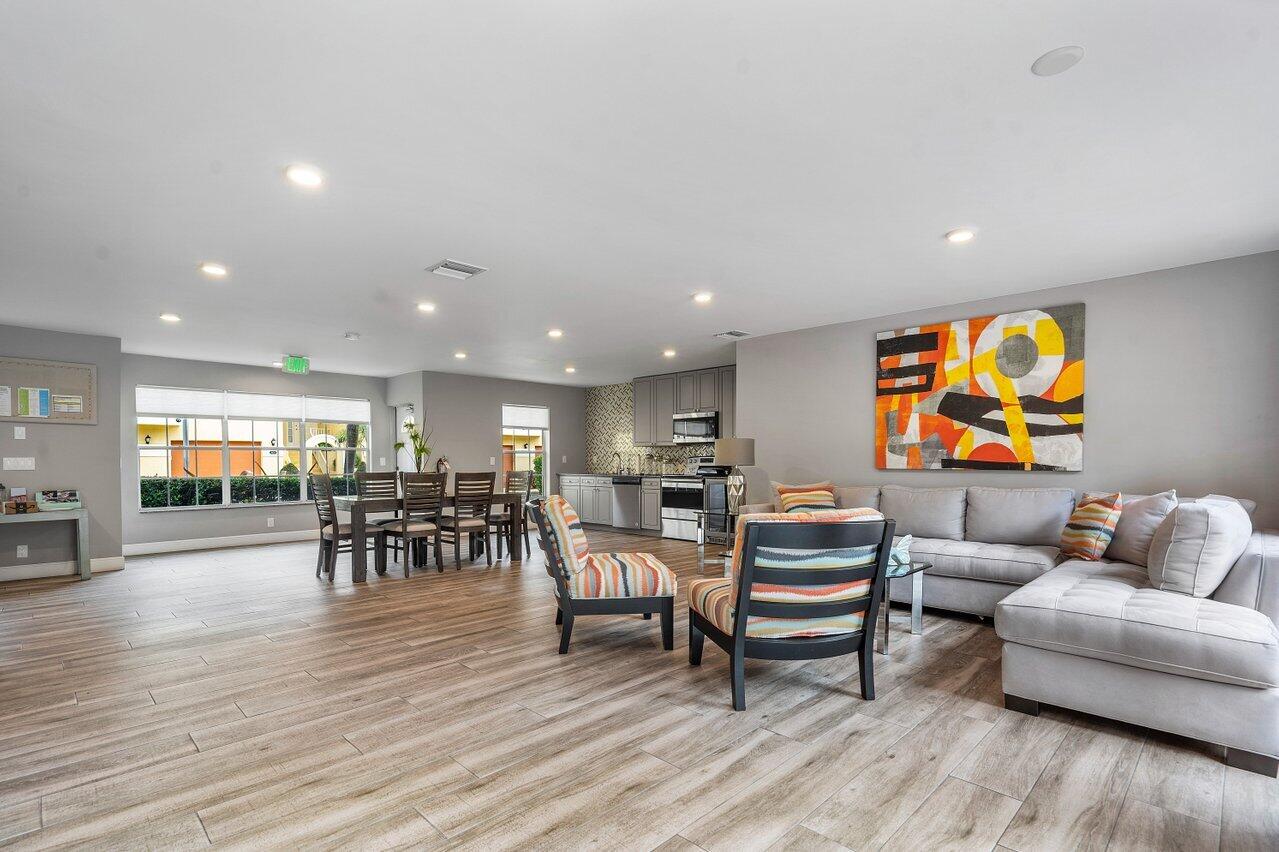 2121 S Ocean Boulevard Unit: 403