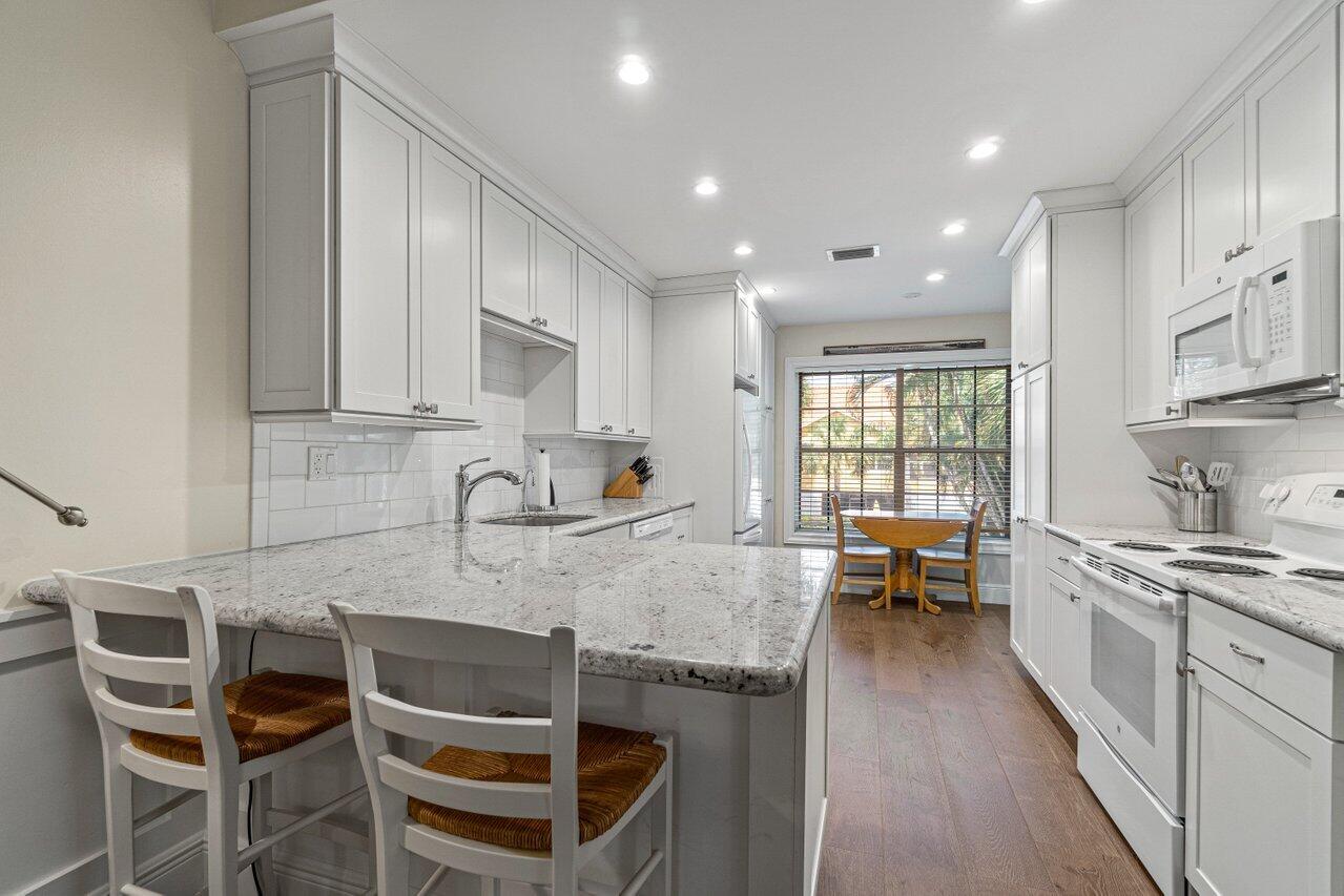 2121 S Ocean Boulevard Unit: 403