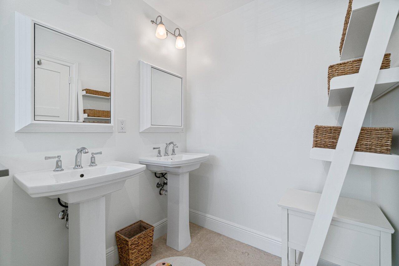 2121 S Ocean Boulevard Unit: 403