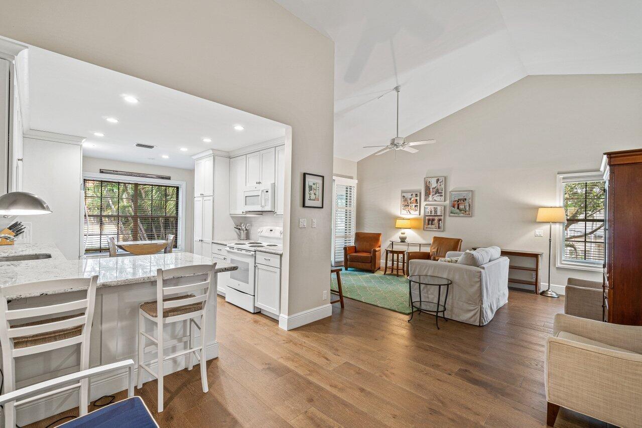 2121 S Ocean Boulevard Unit: 403