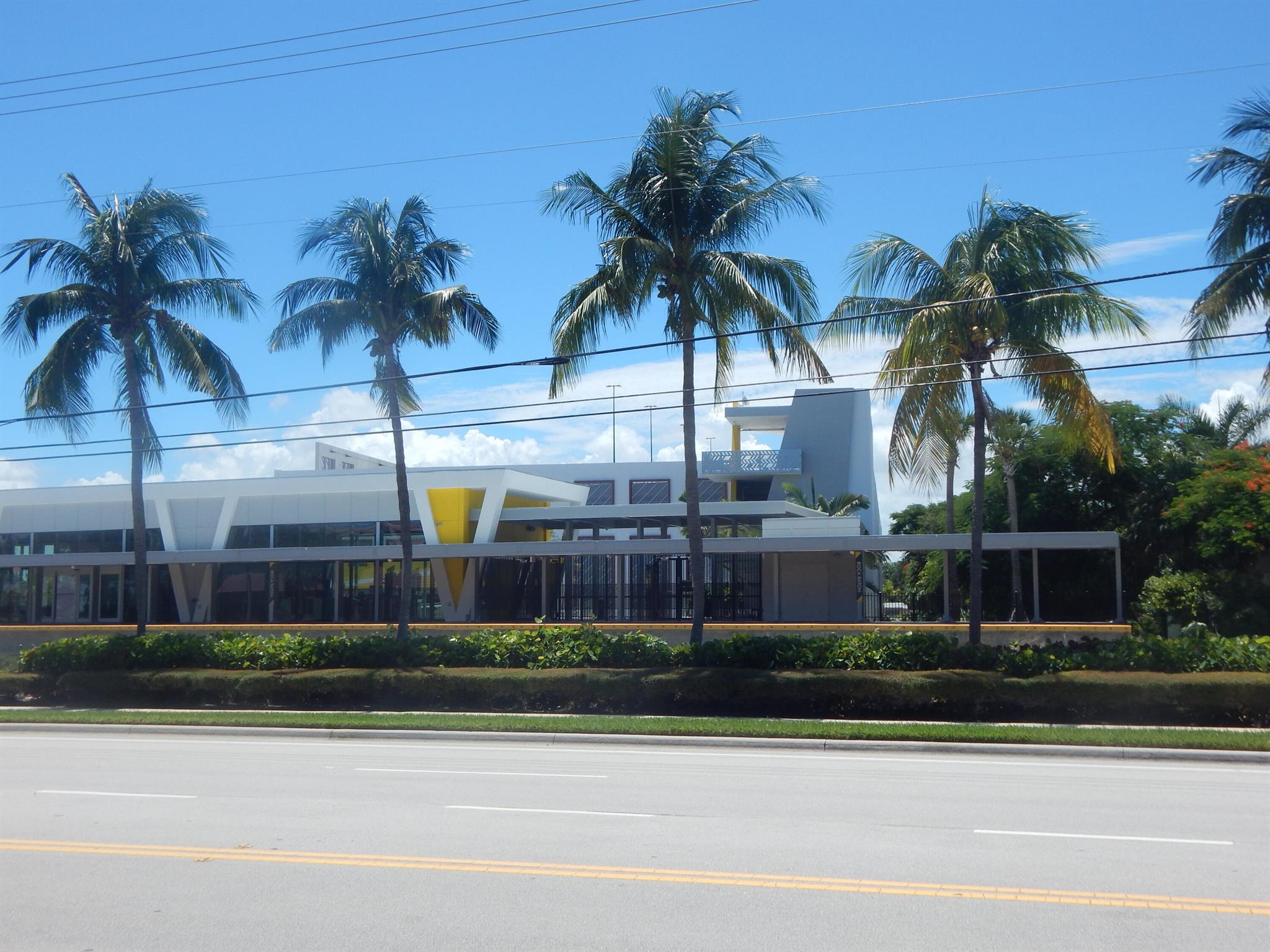 233 S Federal Highway Unit: Uph02
