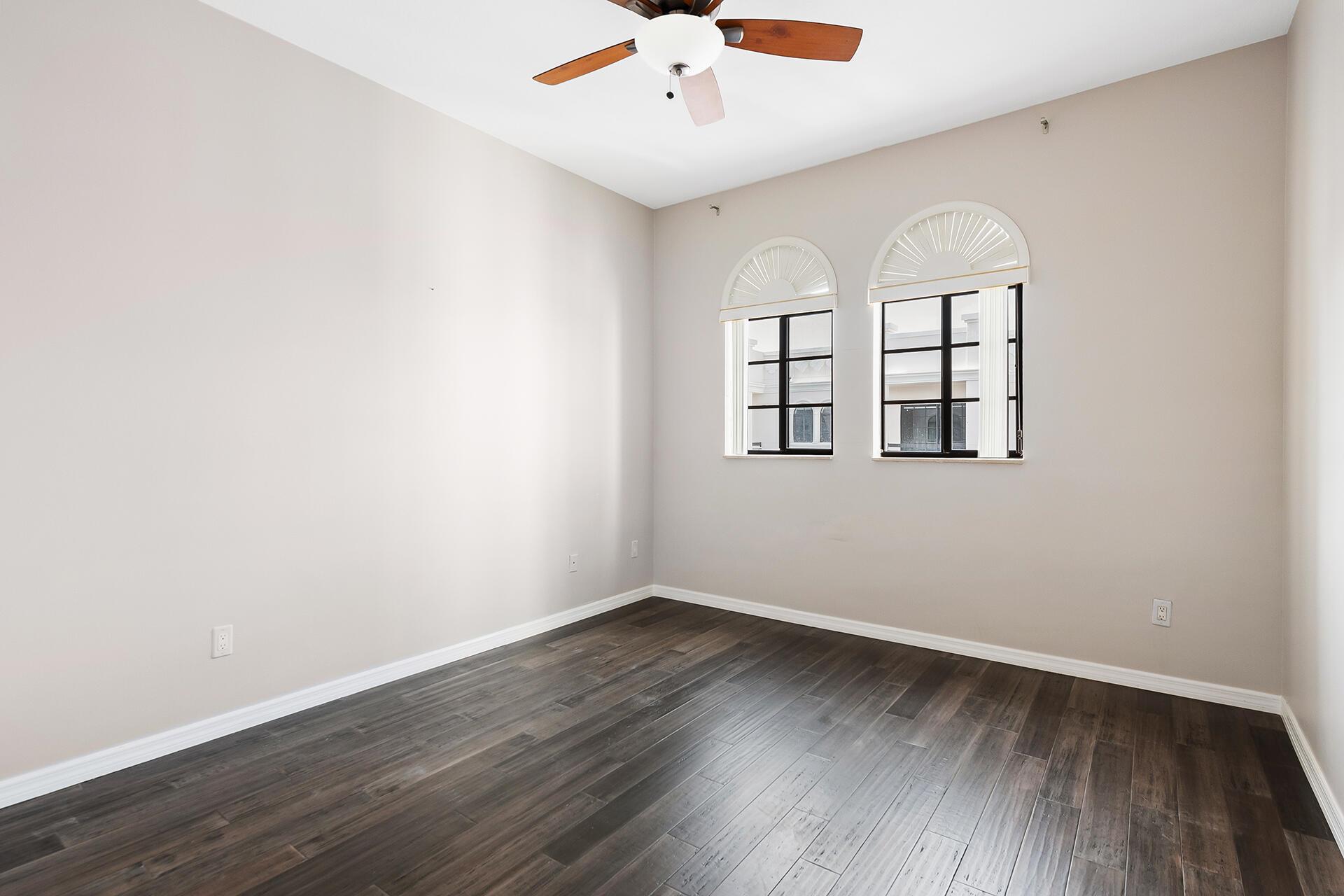 233 S Federal Highway Unit: Uph02