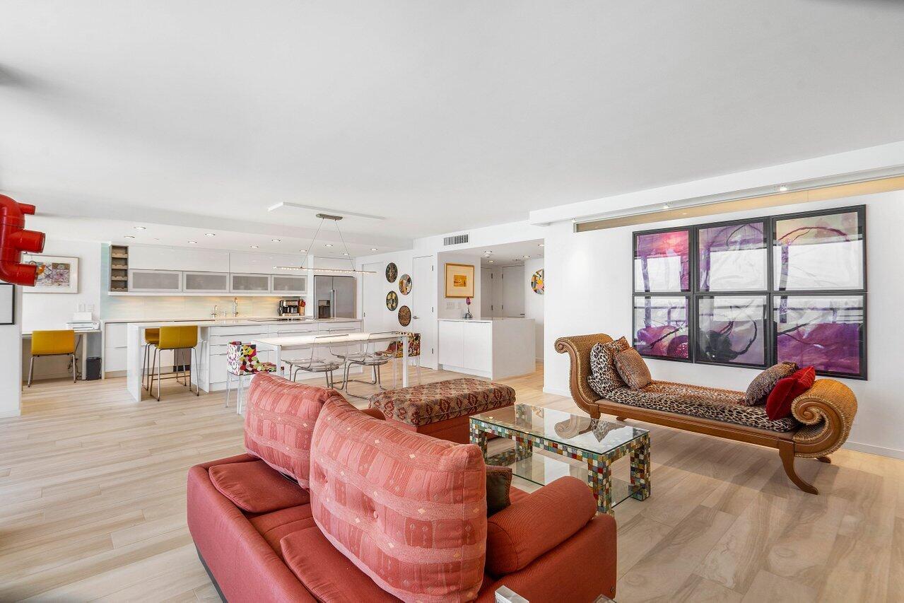 250 S Ocean Boulevard Unit: 8d
