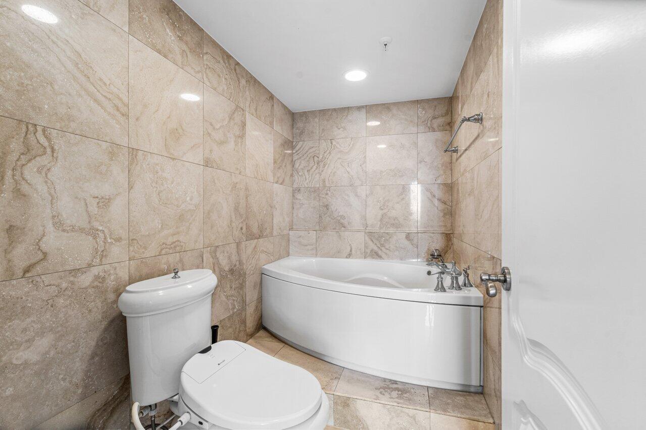 3912 S Ocean Boulevard Unit: 1002