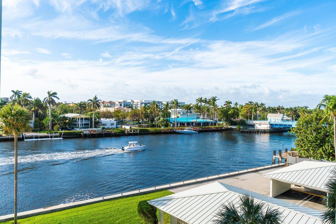 86 Macfarlane Drive Unit: 4e