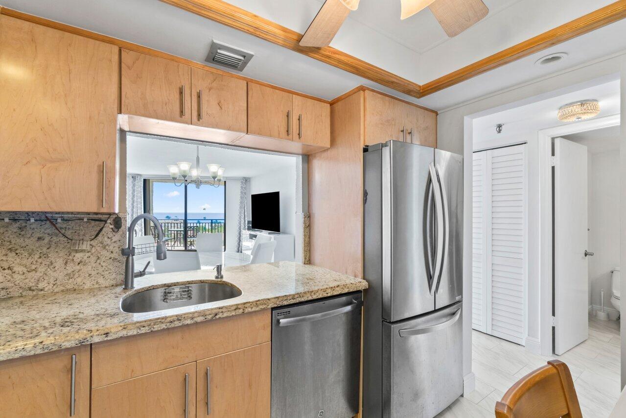 3912 S Ocean Boulevard 1008