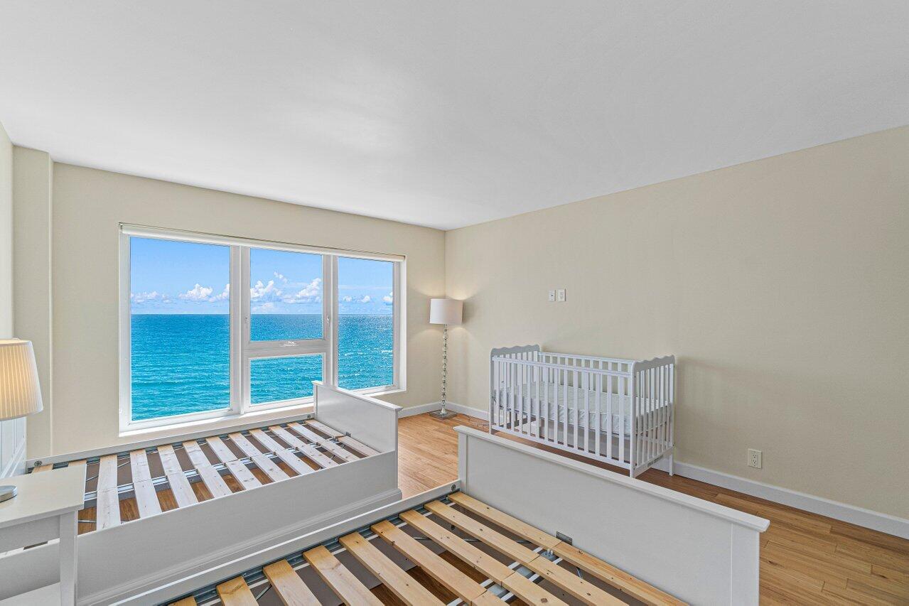 2066 N Ocean Boulevard 8ne