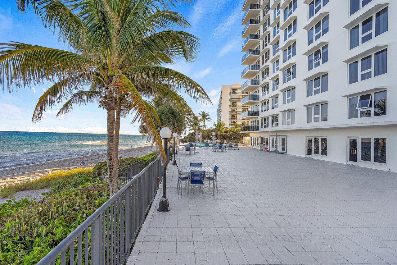 2066 N Ocean Boulevard 8ne