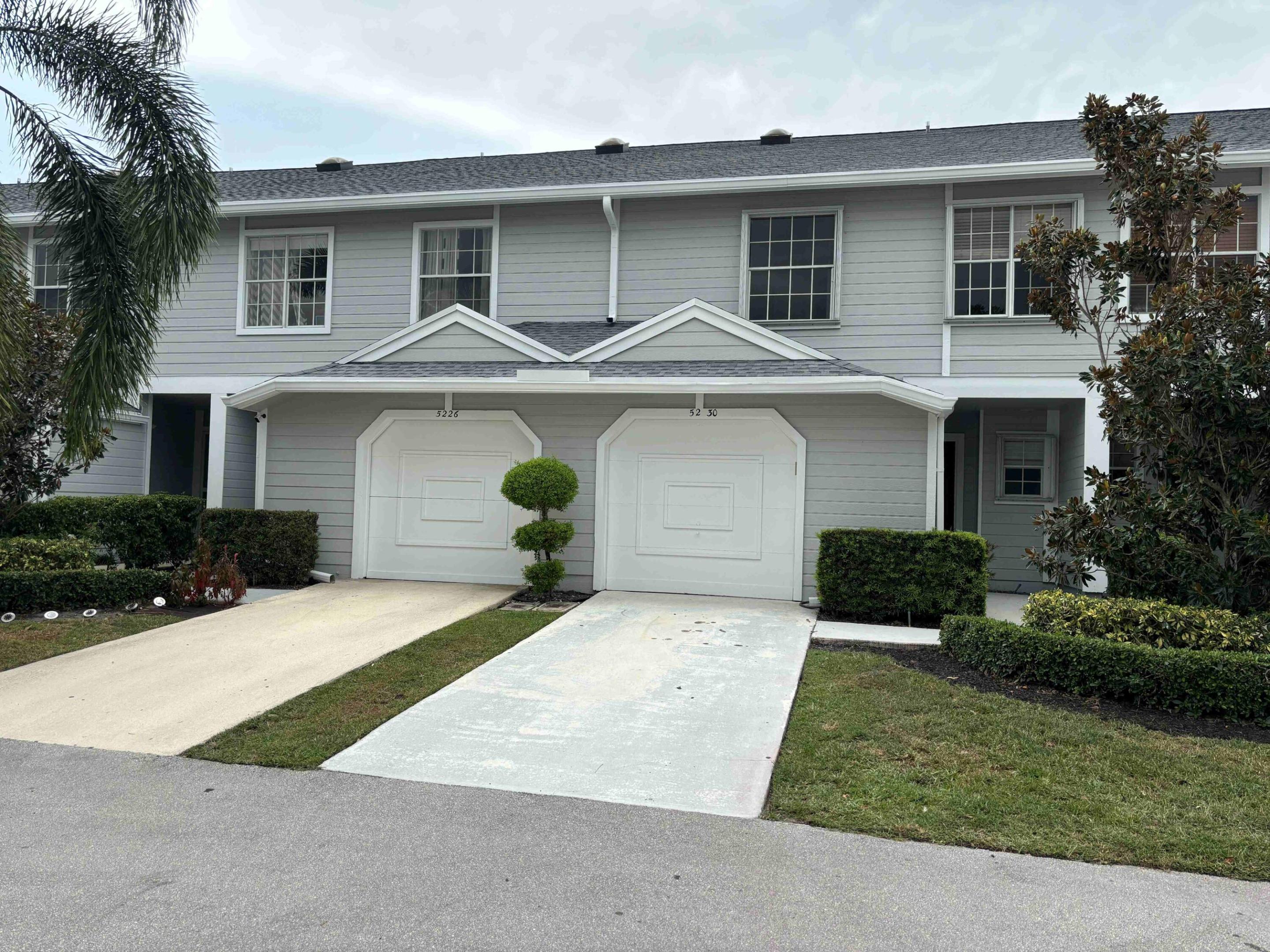 5230 Sapphire Valley