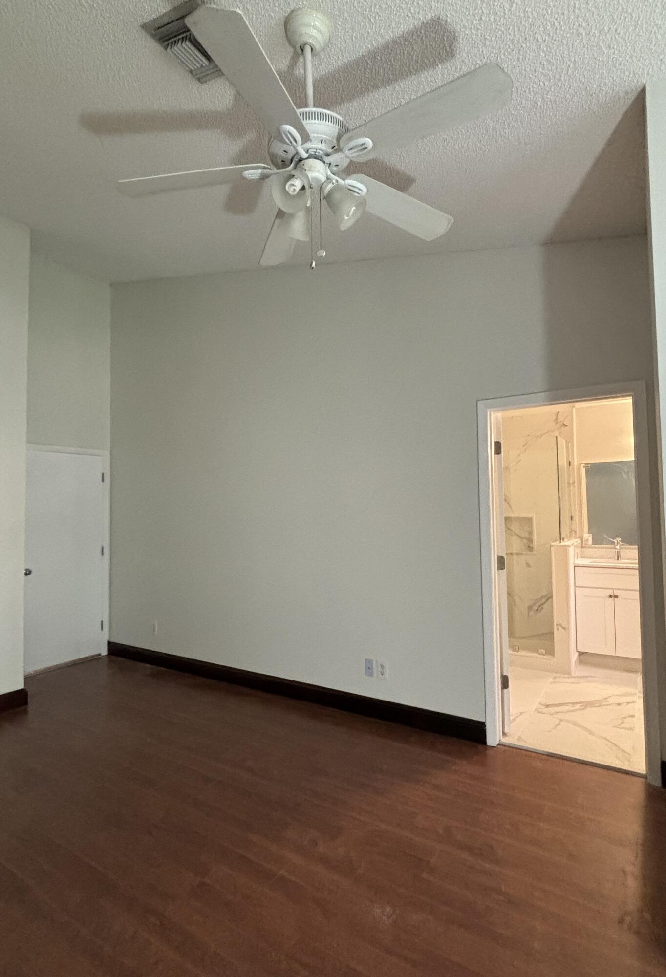 5230 Sapphire Valley