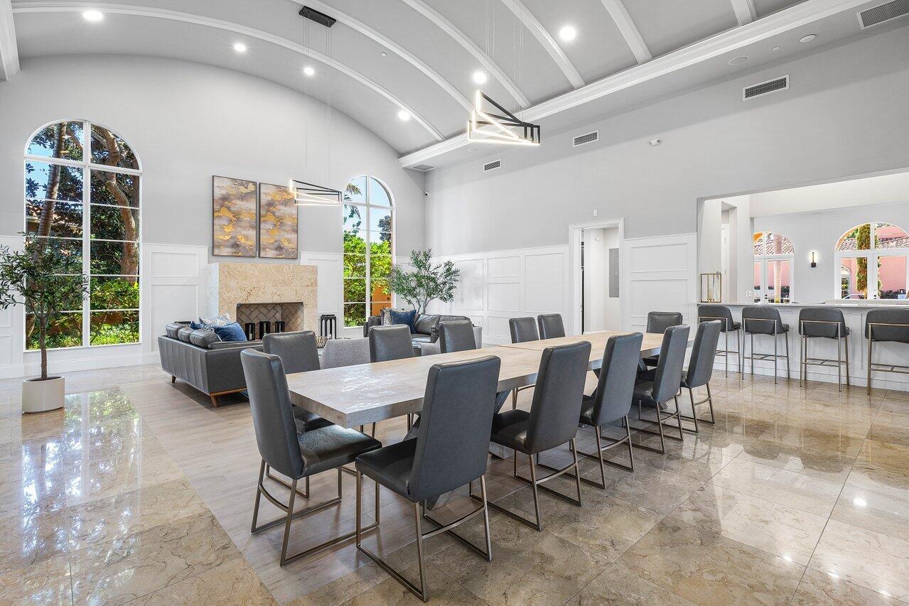 6352 Bellamalfi Street