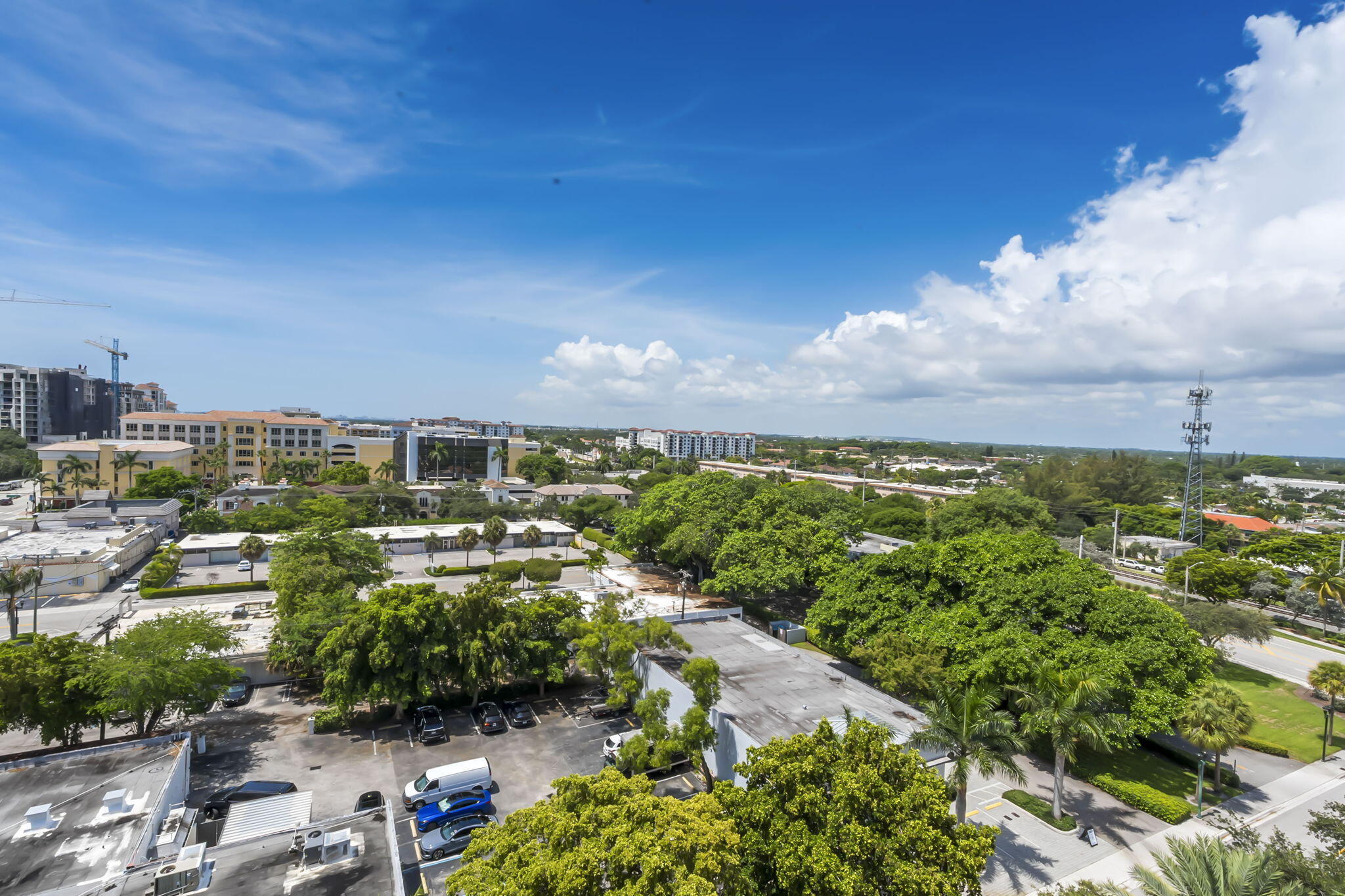 233 S Federal Highway Uph-25