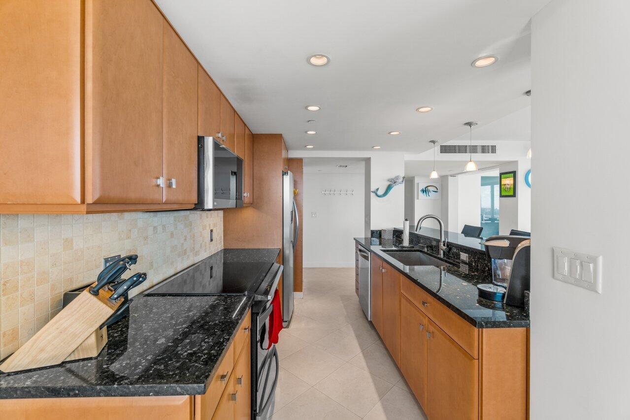 3912 S Ocean Boulevard 1010