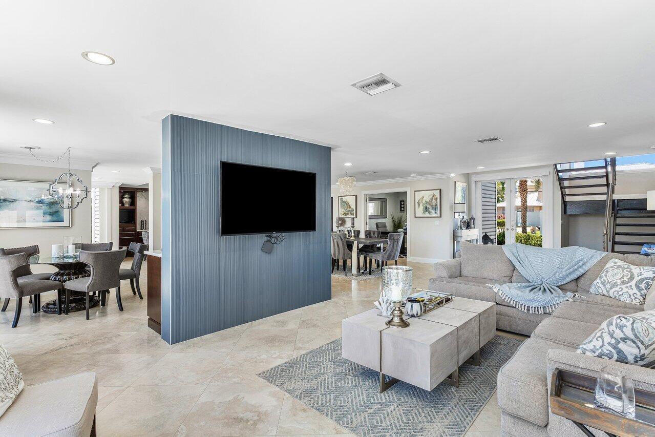 910 Jasmine Drive
