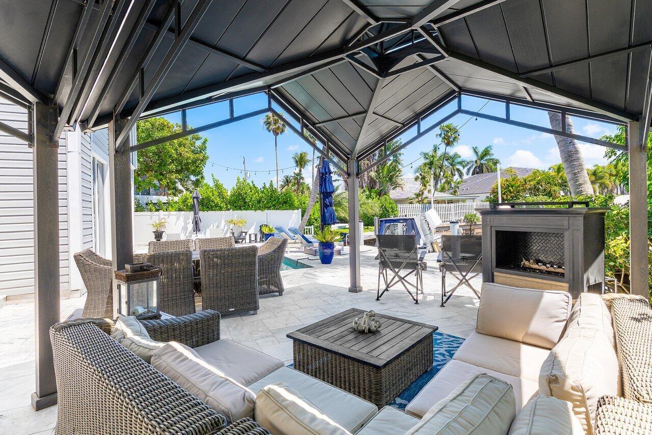910 Jasmine Drive