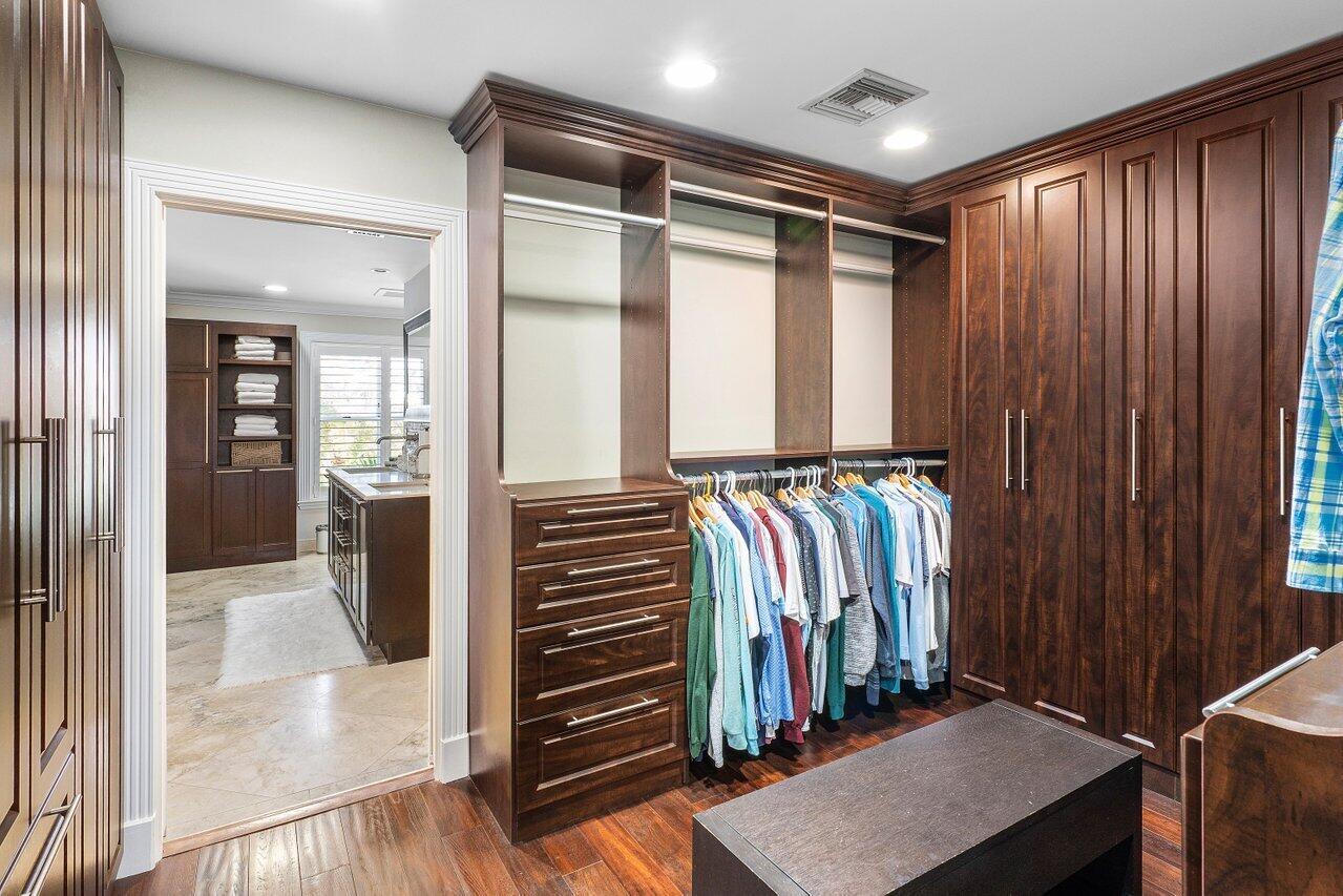 910 Jasmine Drive