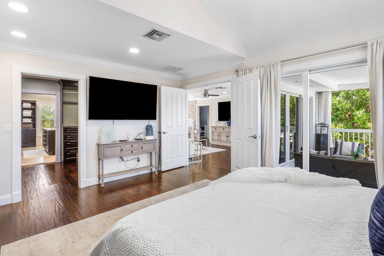910 Jasmine Drive