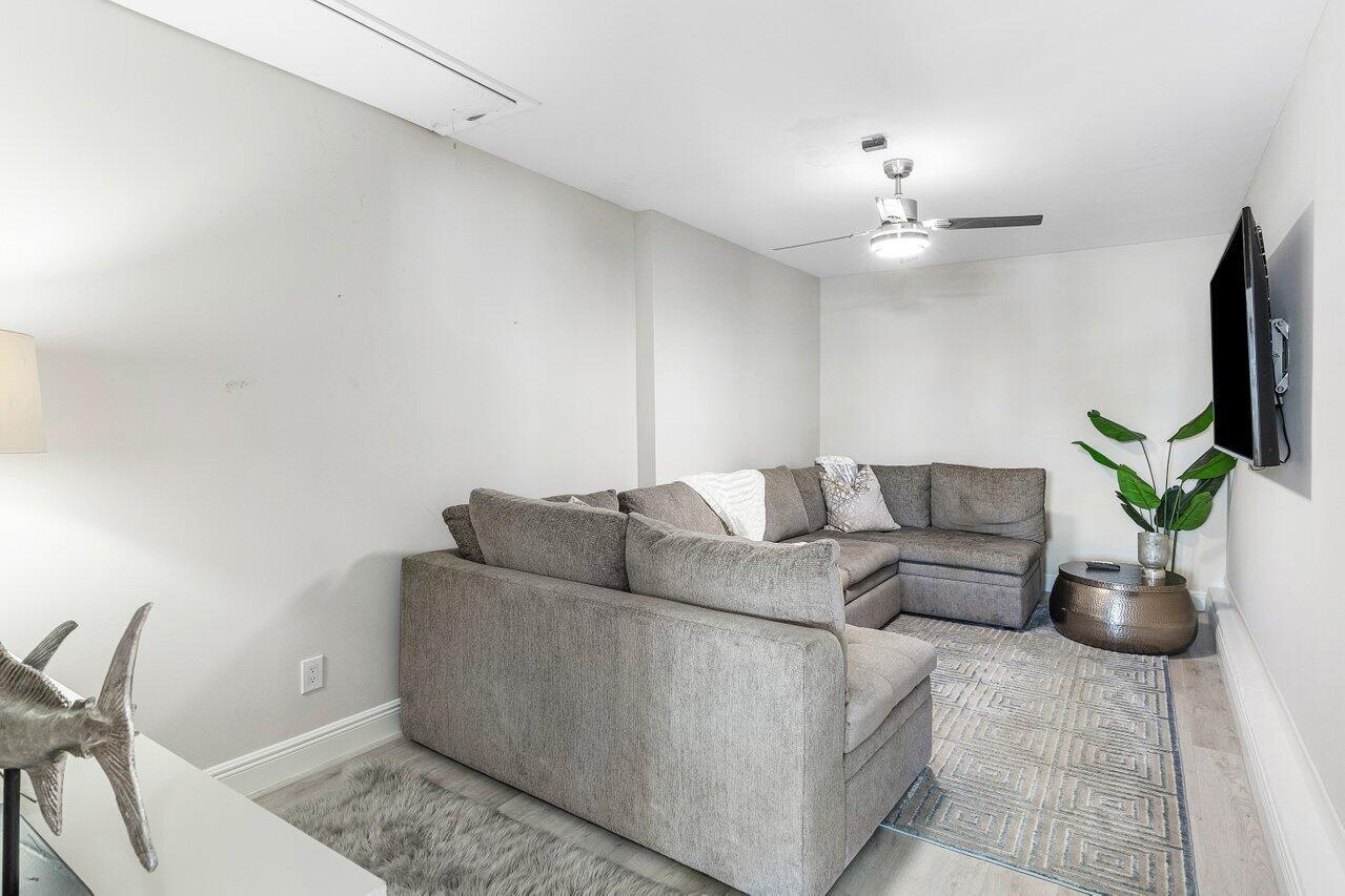 910 Jasmine Drive