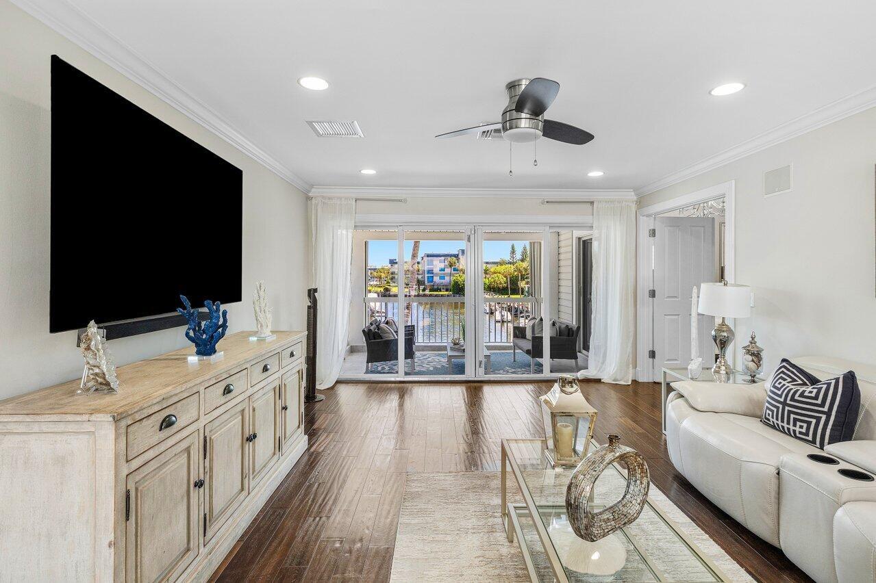 910 Jasmine Drive