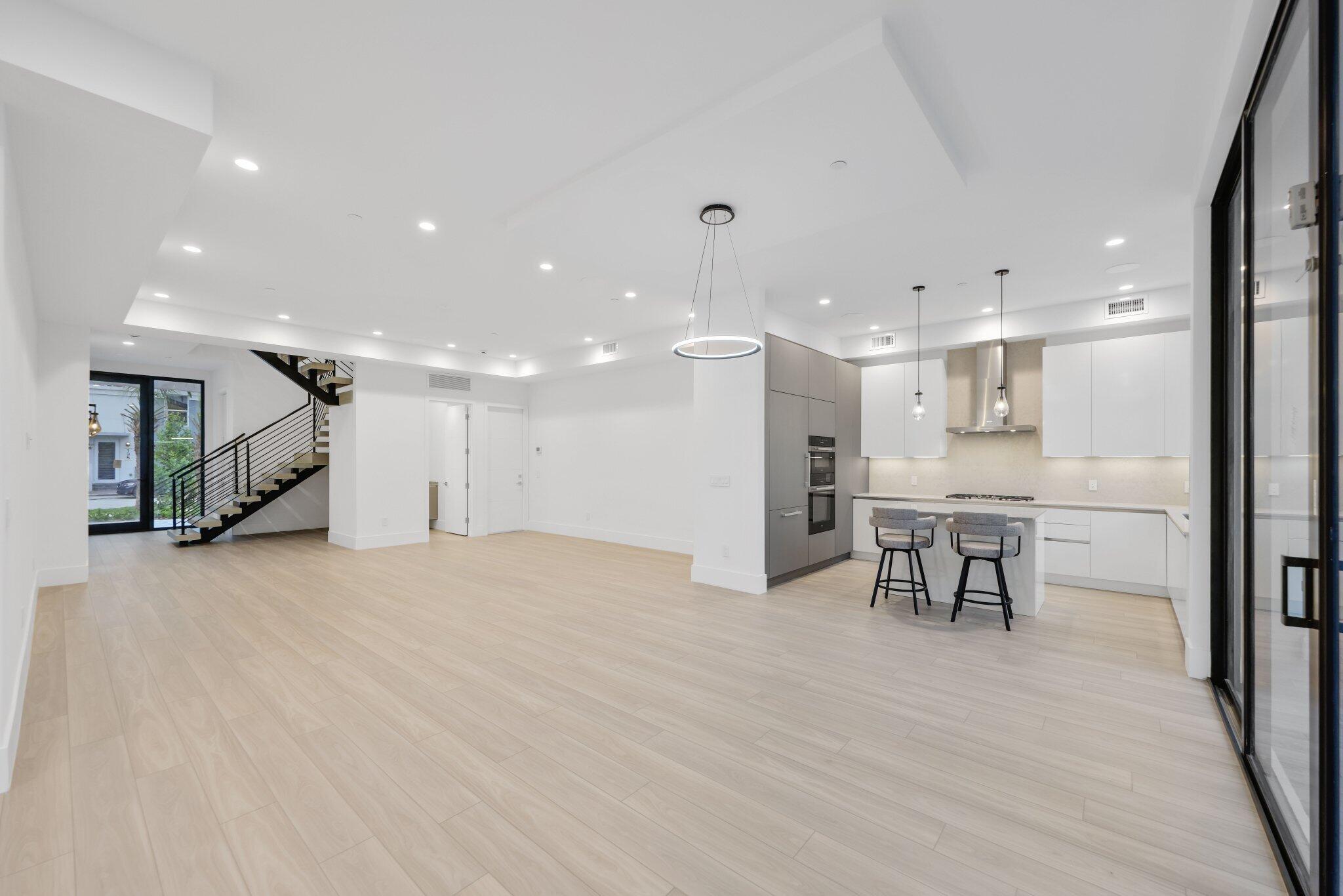 408 SE 2nd Street