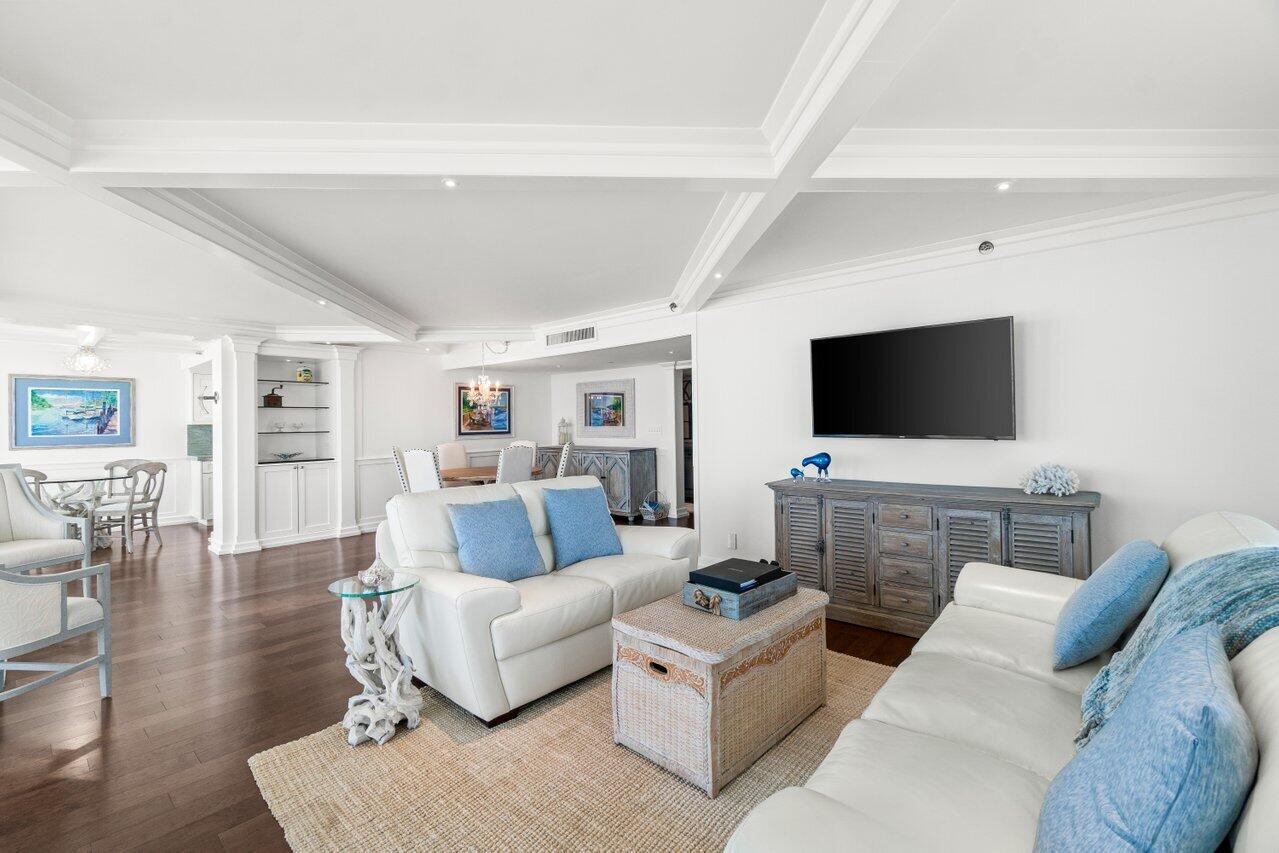250 S Ocean Boulevard 2h