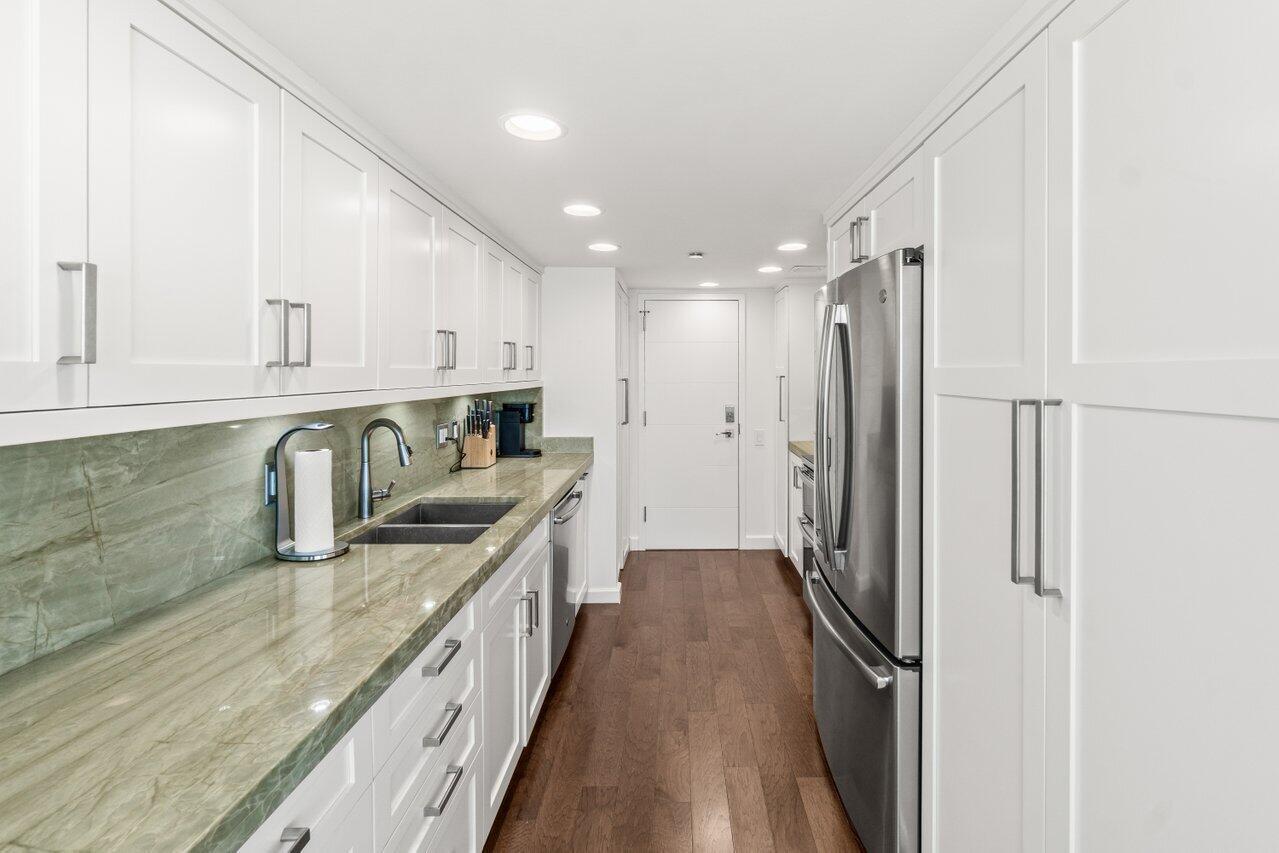 250 S Ocean Boulevard 2h